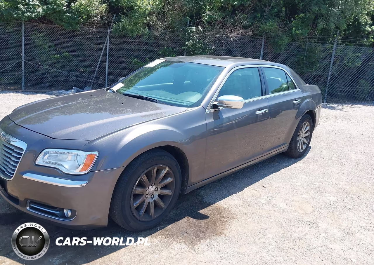 2014 Chrysler 300C VIN:2C3CCAEG5EH301807 - 2