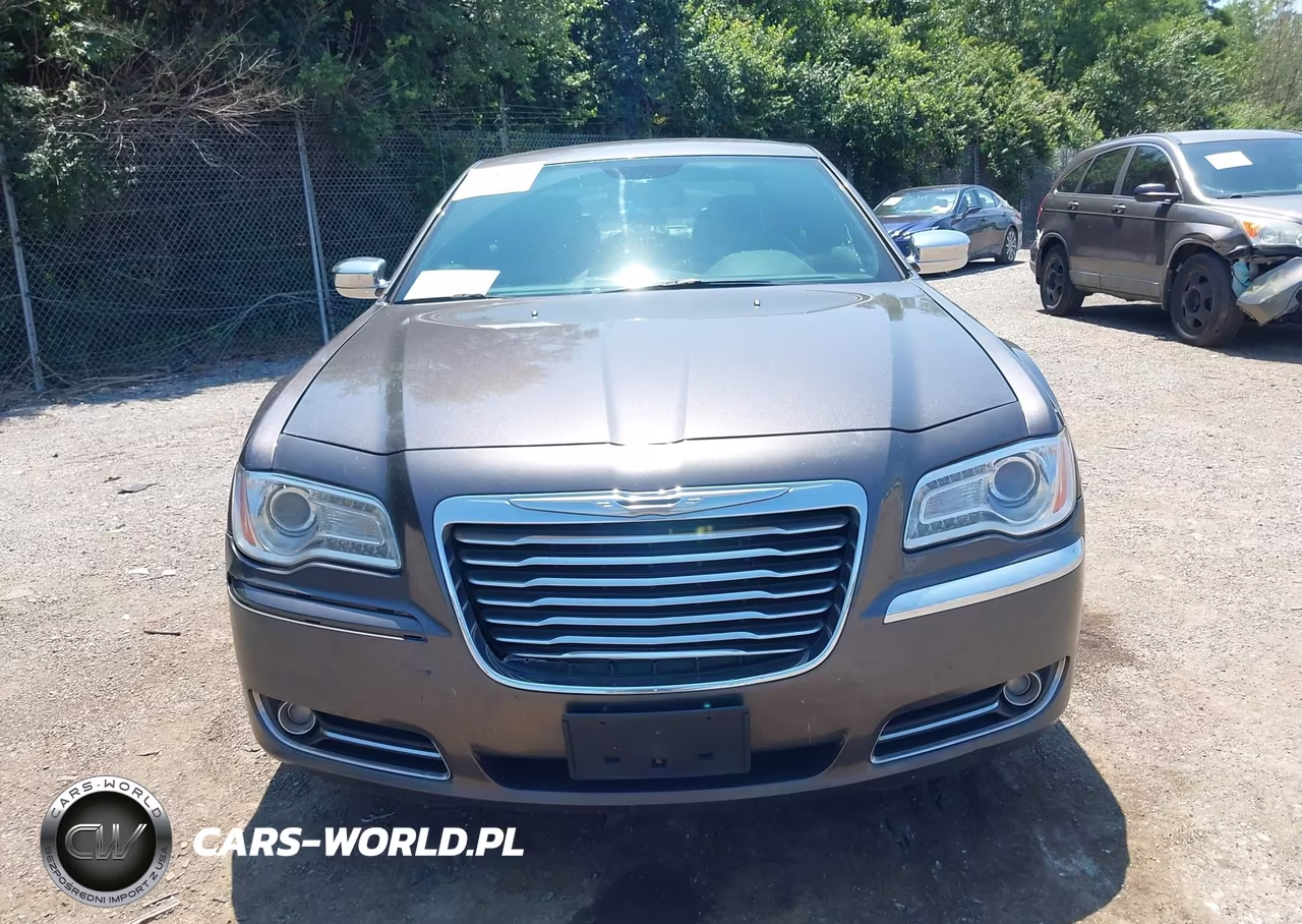 2014 Chrysler 300C VIN:2C3CCAEG5EH301807 - 6