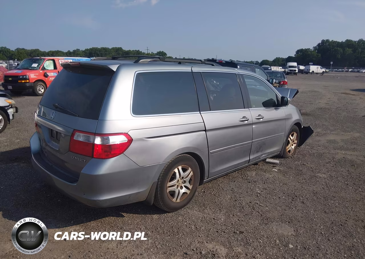 2005 Honda Odyssey Ex VIN:5FNRL38445B046687 - 4