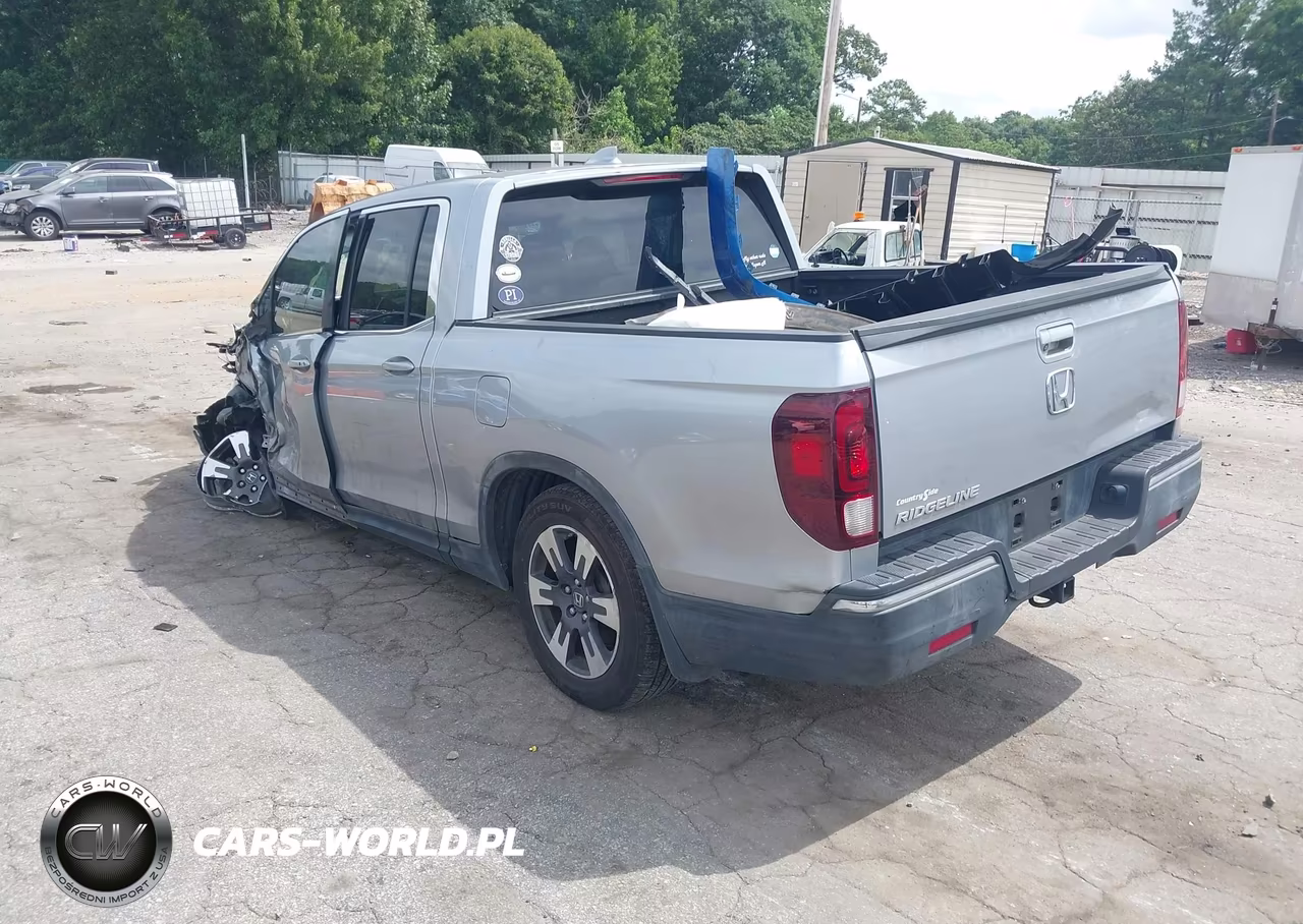 2017 Honda Ridgeline Rtl-T VIN:5FPYK2F61HB005863 - 3