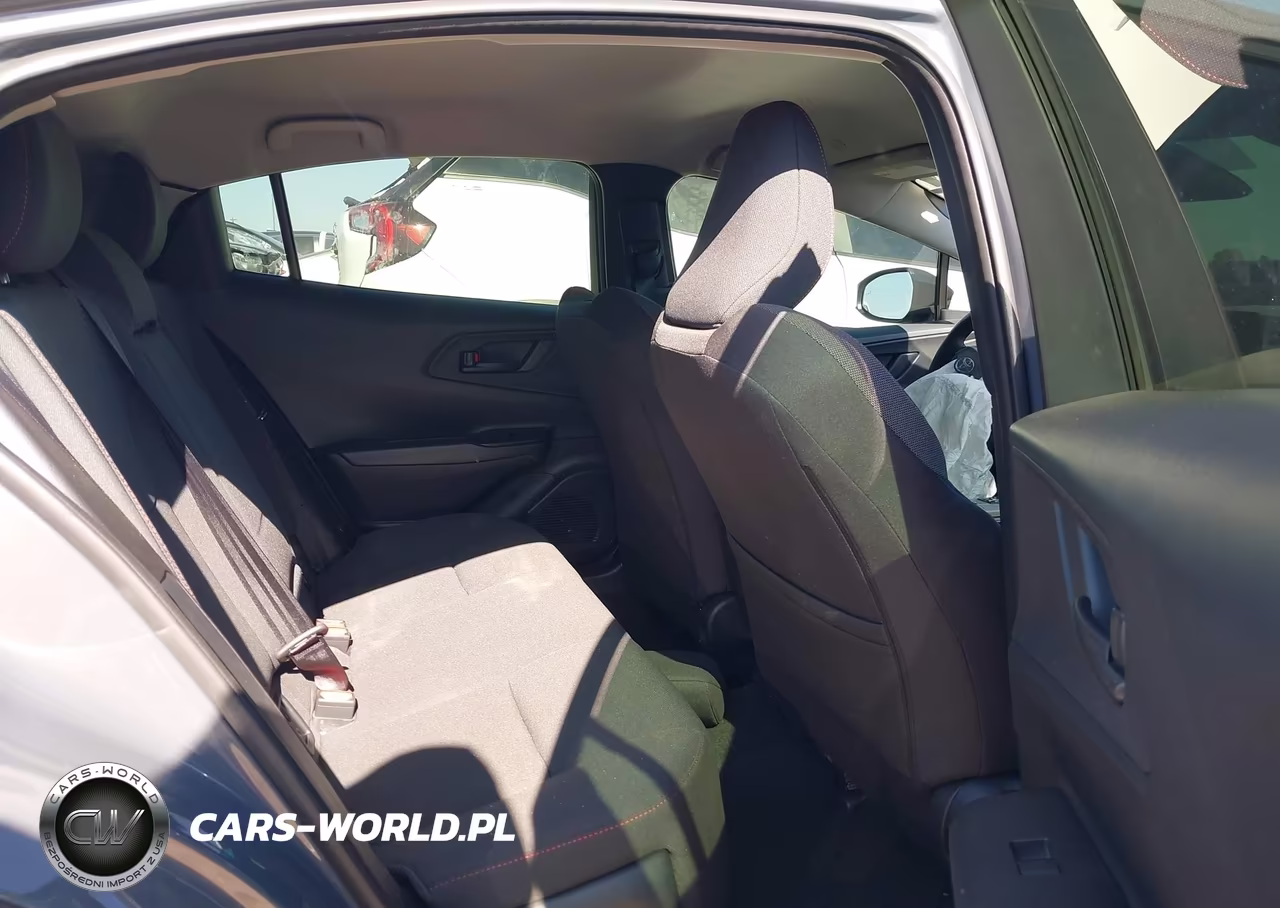 2025 Toyota Prius Plug-In Hybrid Se VIN:JTDACACU6S3046983 - 8