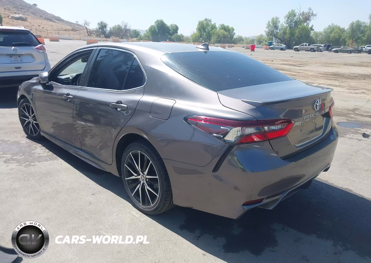 2021 Toyota Camry Se VIN:4T1T11AK9MU606259 - 3