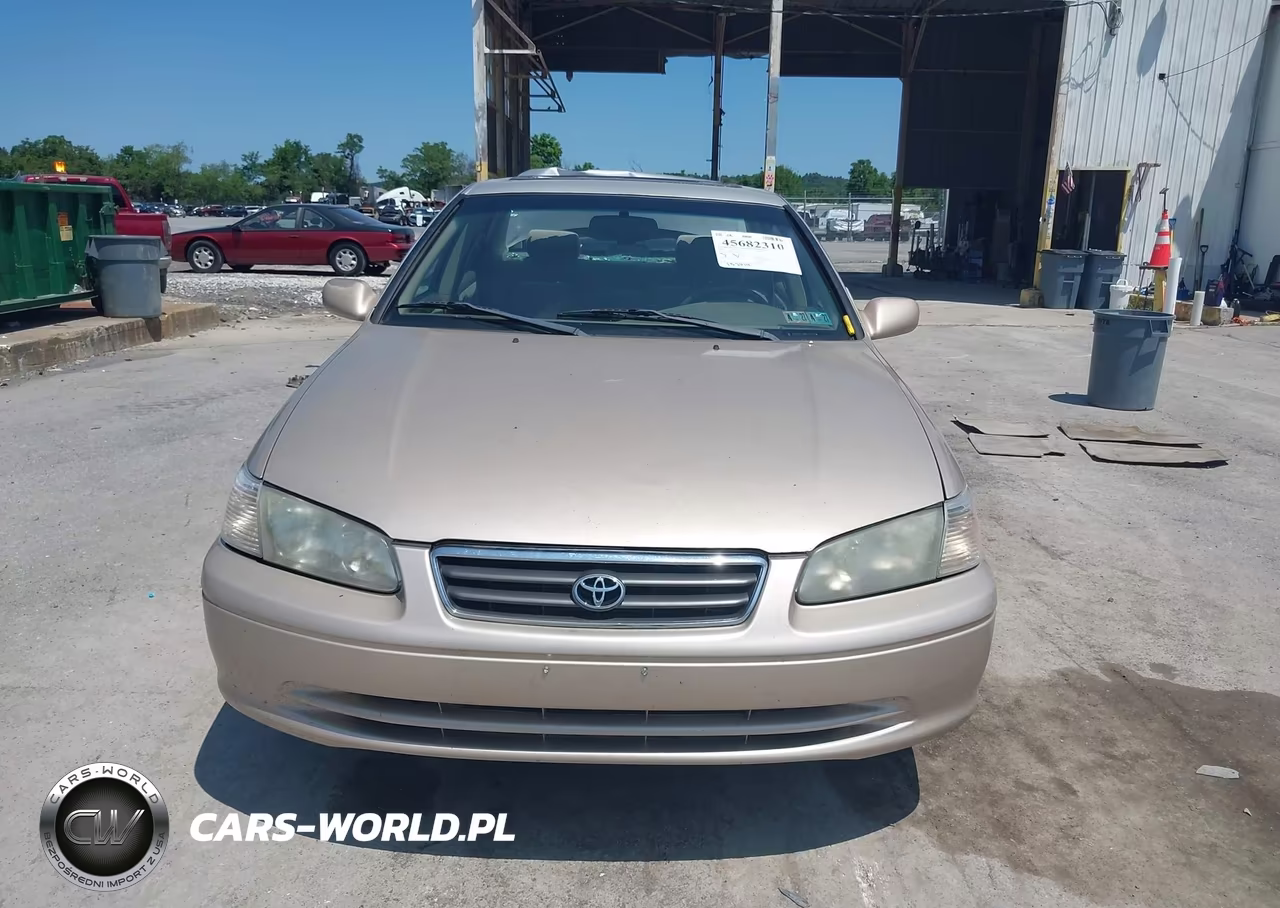 2001 Toyota Camry Le VIN:4T1BG28K91U086761 - 12