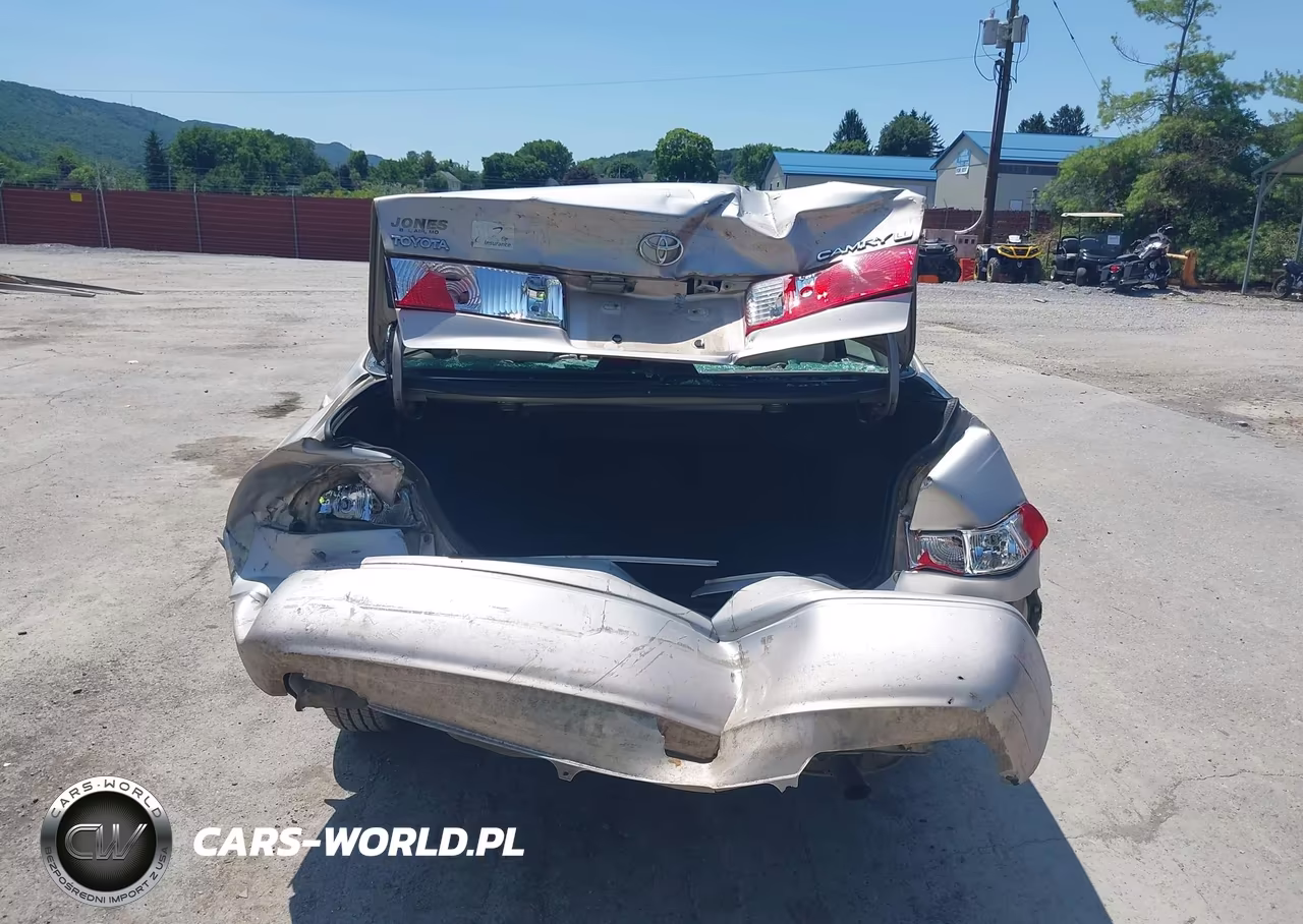 2001 Toyota Camry Le VIN:4T1BG28K91U086761 - 16