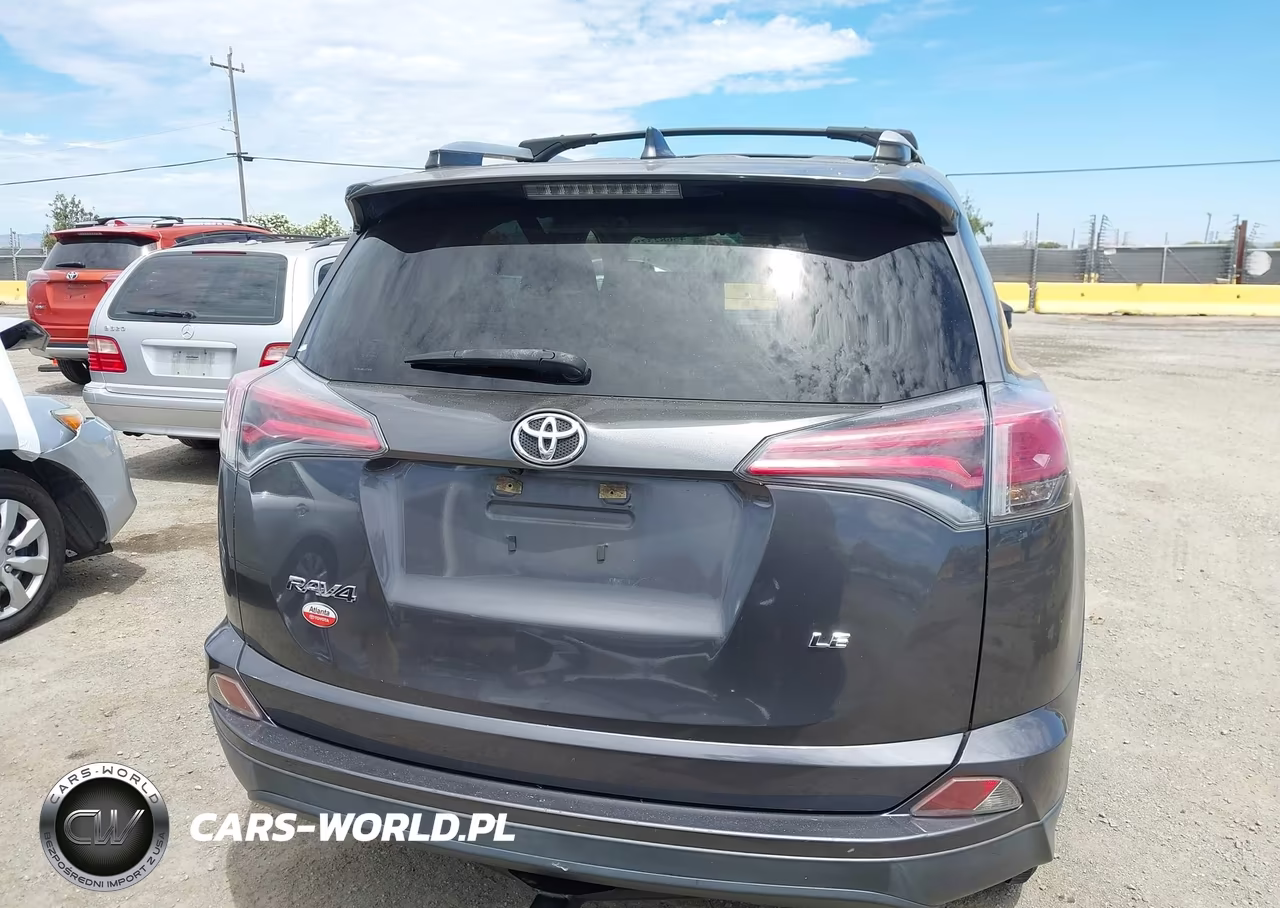 2016 Toyota Rav4 Le VIN:JTMZFREV8GJ077850 - 18