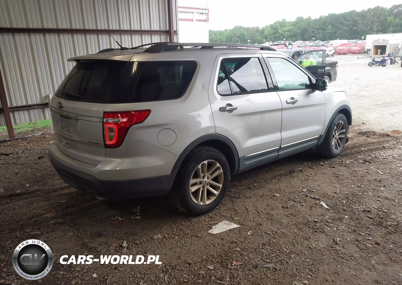 2014 Ford Explorer Xlt VIN:1FM5K7D83EGA15952 - 4