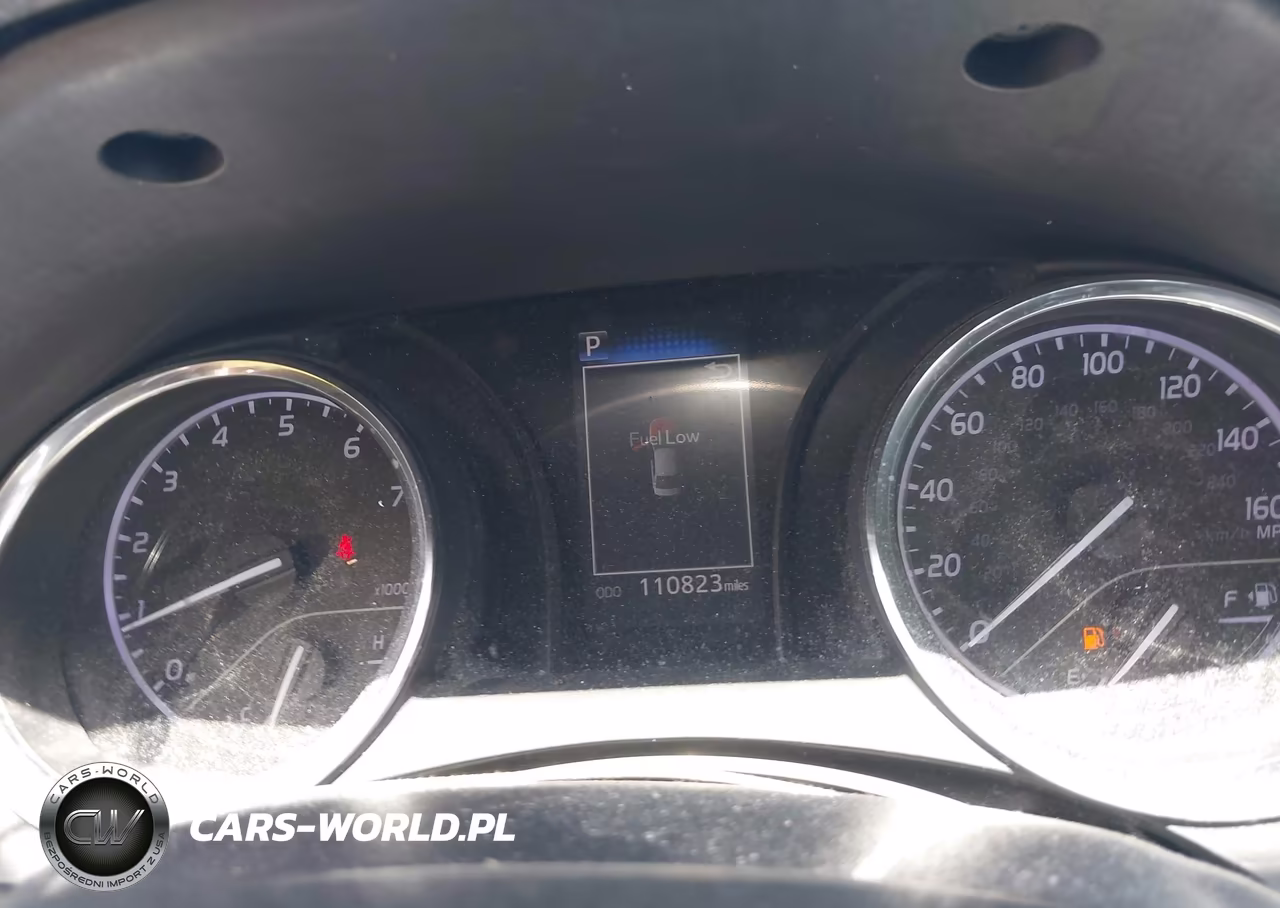 2019 Toyota Camry Le VIN:4T1B11HK2KU740206 - 7