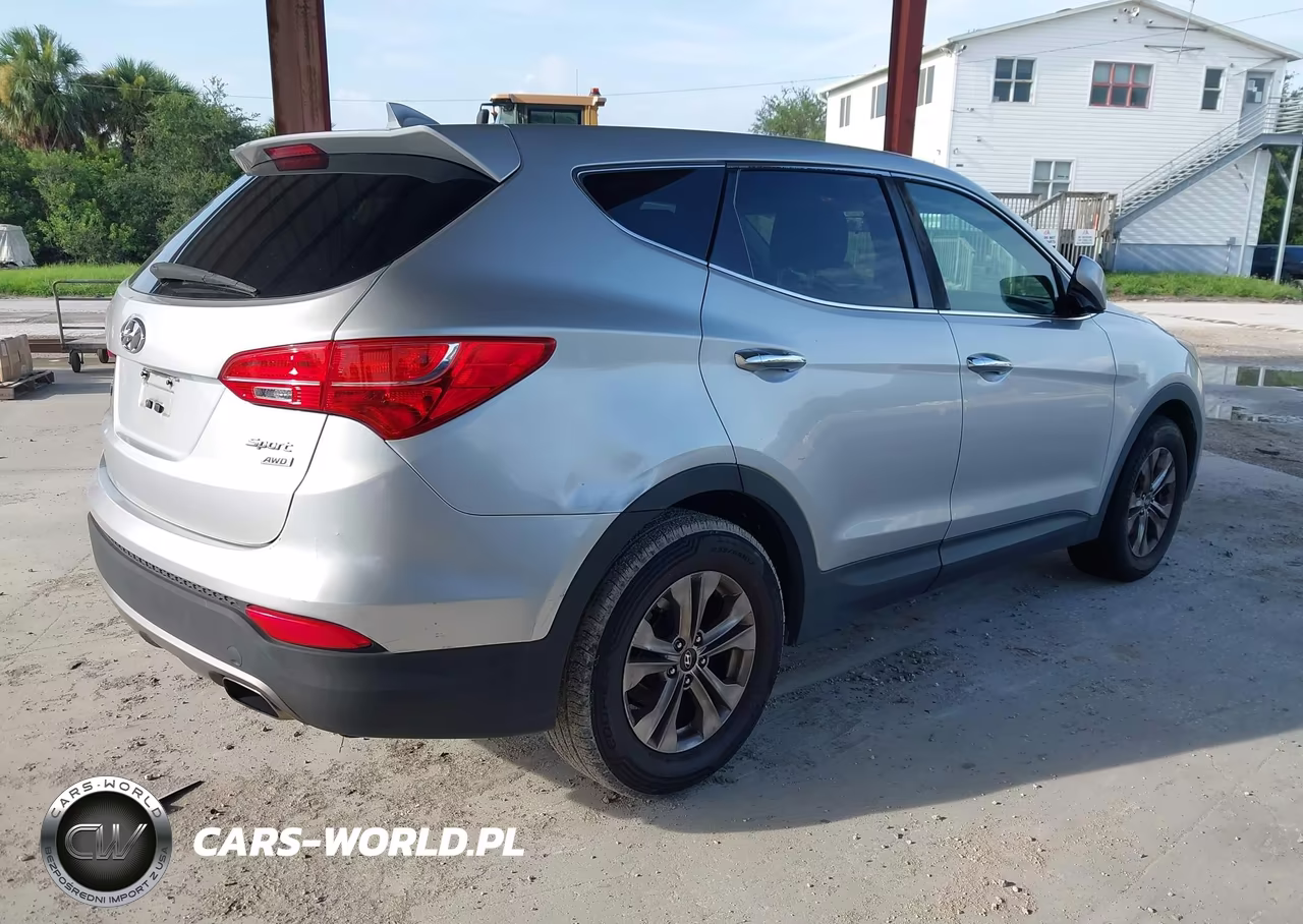 2016 Hyundai Santa Fe Sport 2.4L VIN:5XYZTDLB1GG352396 - 4