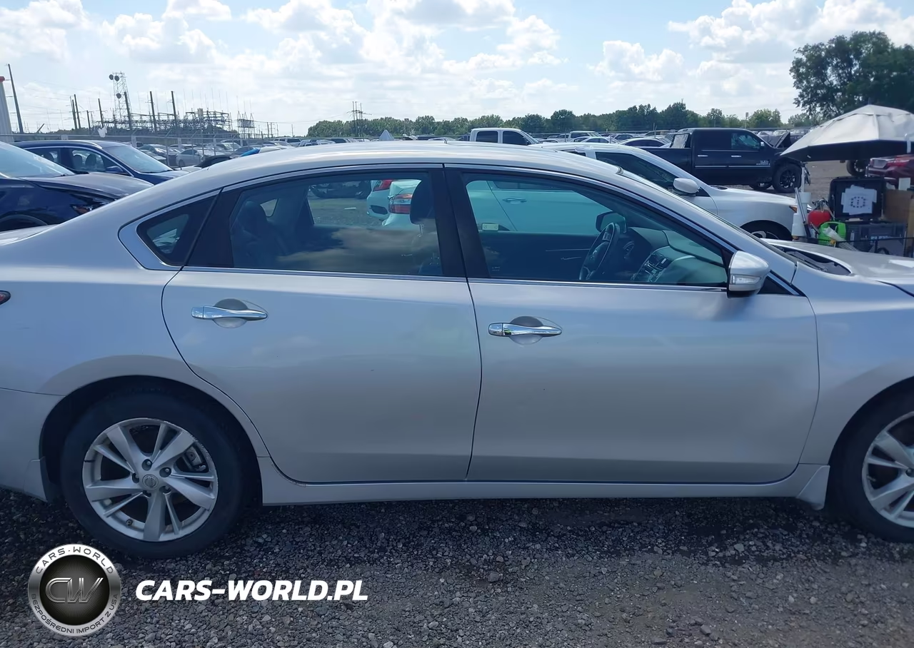 2015 Nissan Altima 2.5 Sv VIN:1N4AL3AP8FC193245 - 13
