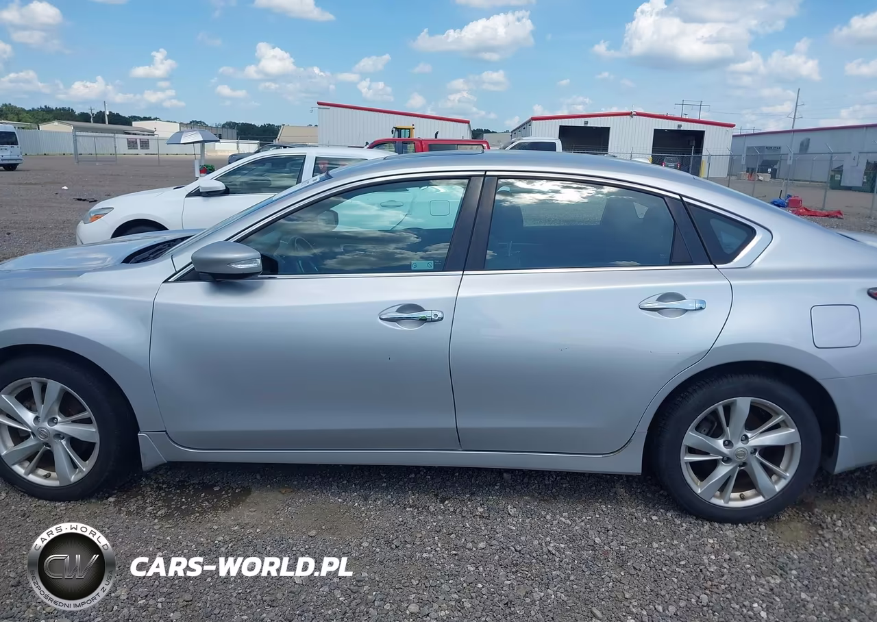 2015 Nissan Altima 2.5 Sv VIN:1N4AL3AP8FC193245 - 14