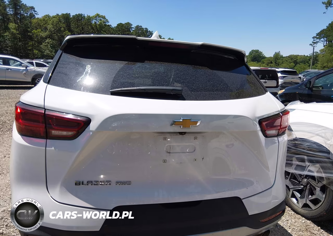 2025 Chevrolet Blazer Awd 2Lt VIN:3GNKBHR41SS150662 - 14