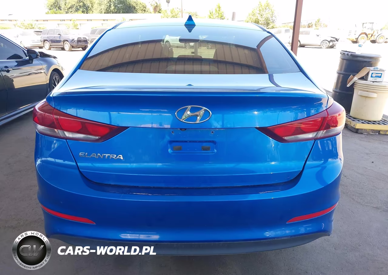 2018 Hyundai Elantra Value Edition VIN:KMHD84LF3JU677311 - 17