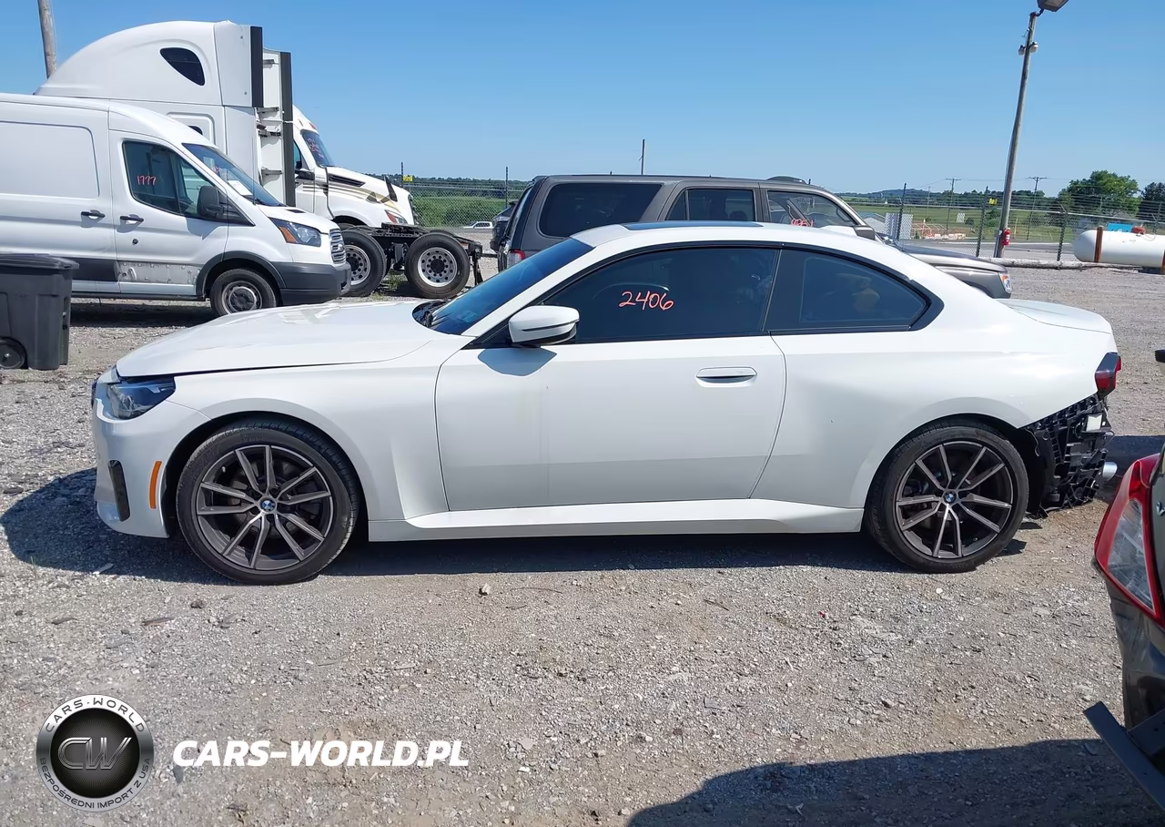2024 BMW 230I xDrive VIN:3MW33CM03R8E58700 - 14