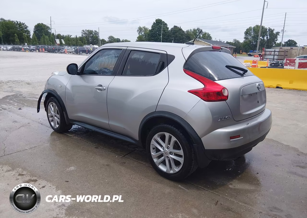 2011 Nissan Juke Sl VIN:JN8AF5MV8BT015955 - 3