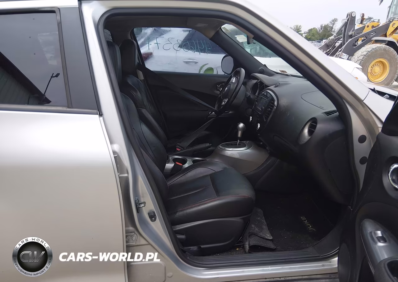 2011 Nissan Juke Sl VIN:JN8AF5MV8BT015955 - 5