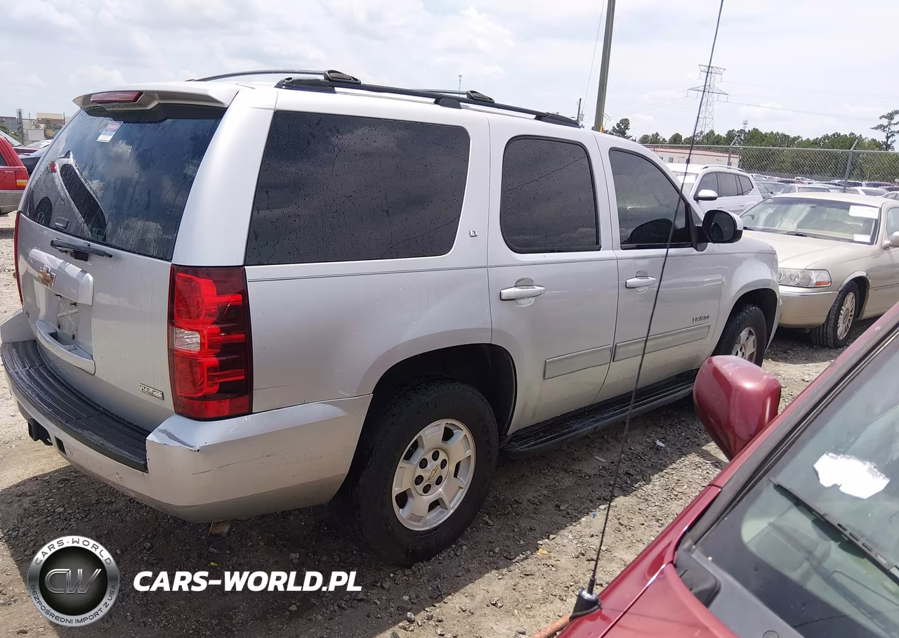 2010 Chevrolet Tahoe Lt VIN:1GNUCBE01AR184124 - 4