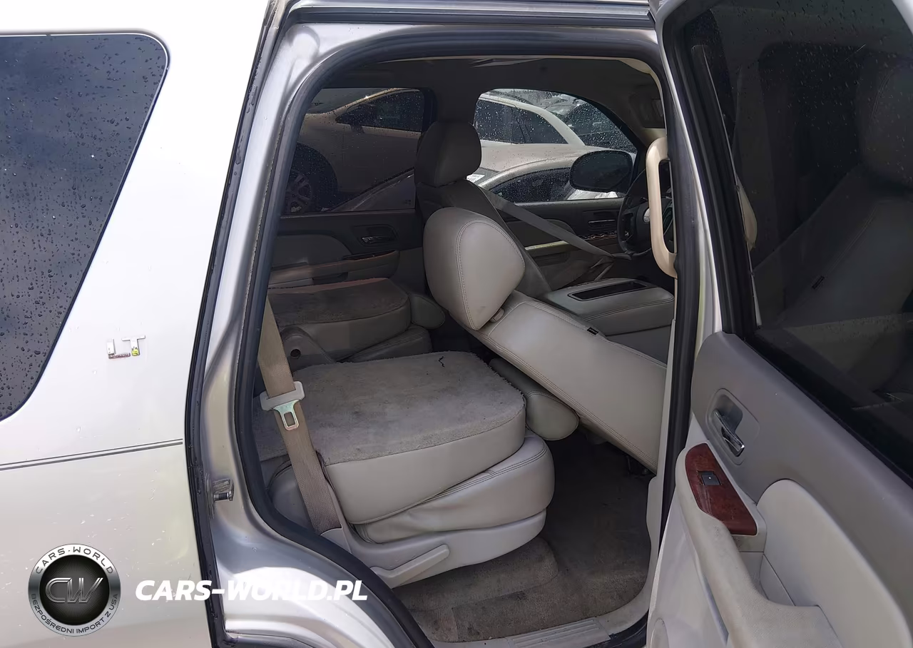 2010 Chevrolet Tahoe Lt VIN:1GNUCBE01AR184124 - 8