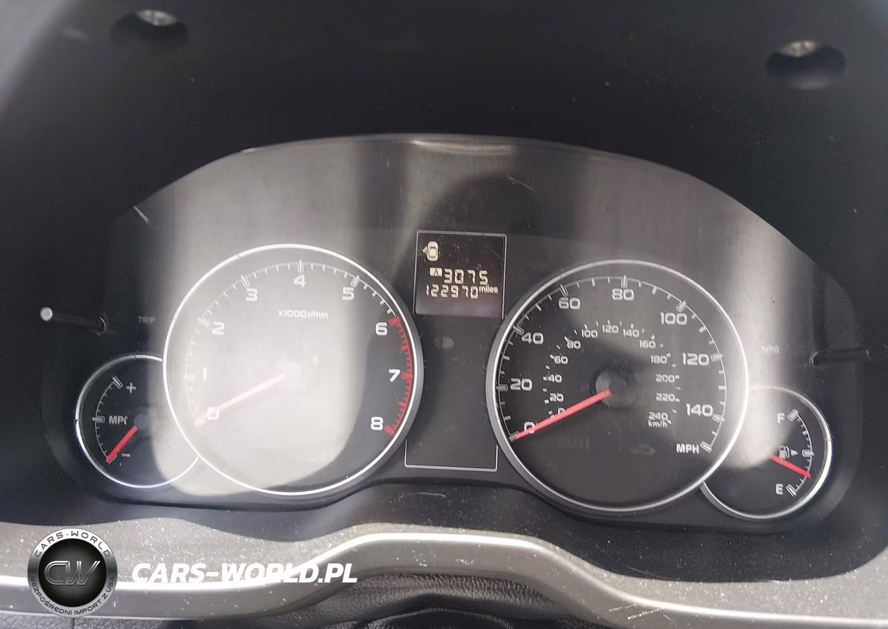 2013 Subaru Outback 2.5I Premium VIN:4S4BRBGC1D3323225 - 7