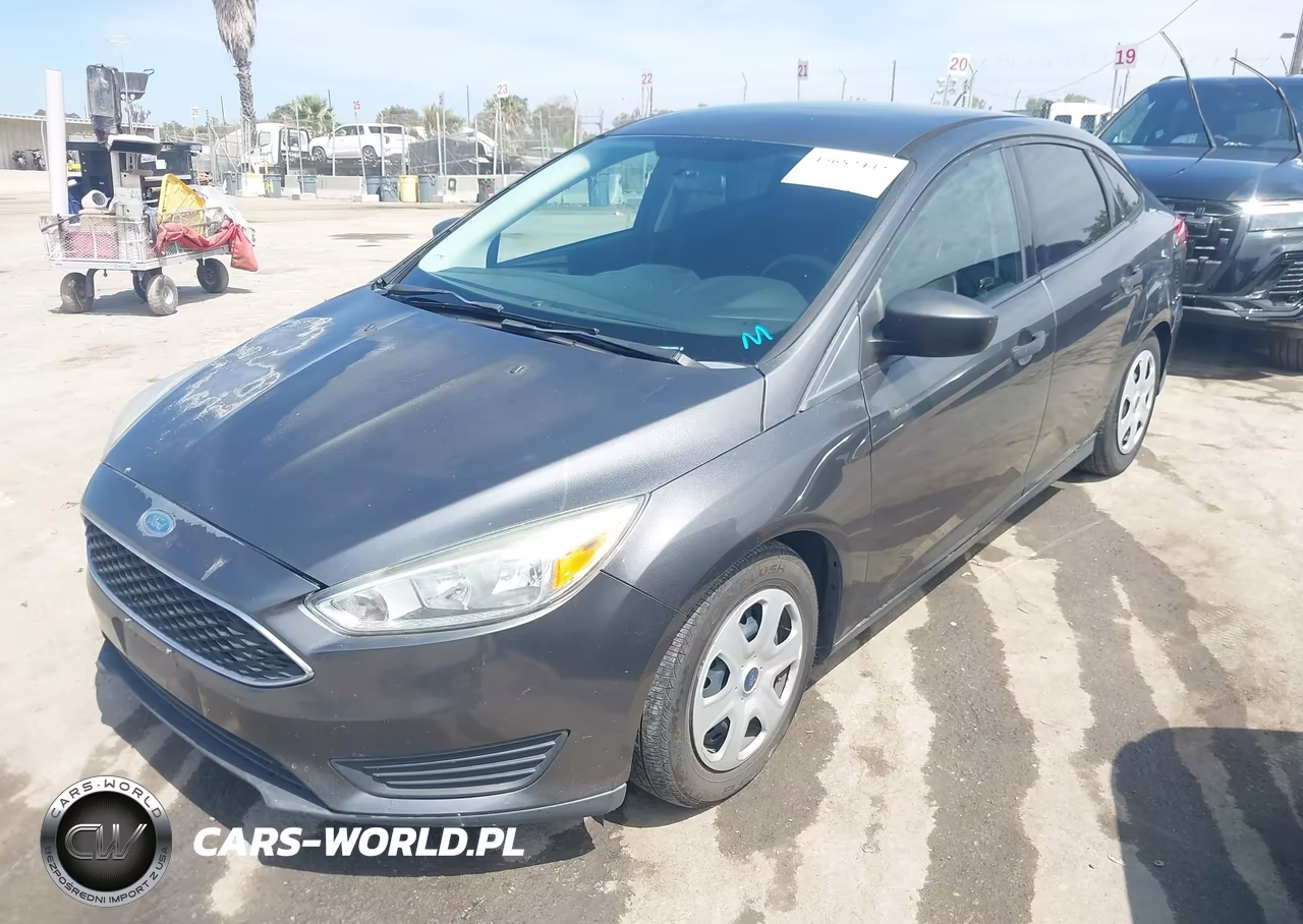 2016 Ford Focus S VIN:1FADP3E25GL275953 - 2