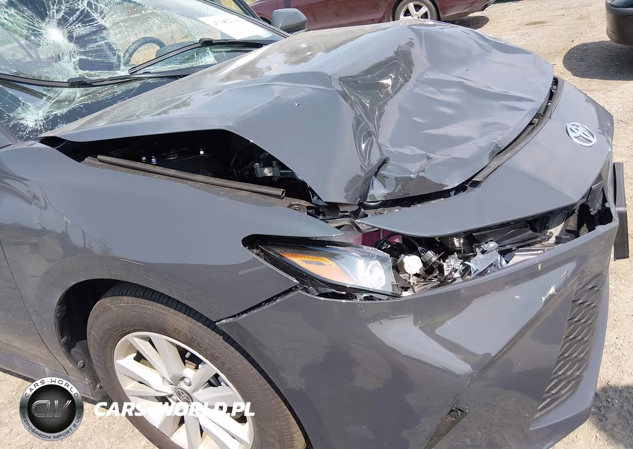 2026 Toyota Camry Le VIN:4T1DAACK0TU249621 - 18