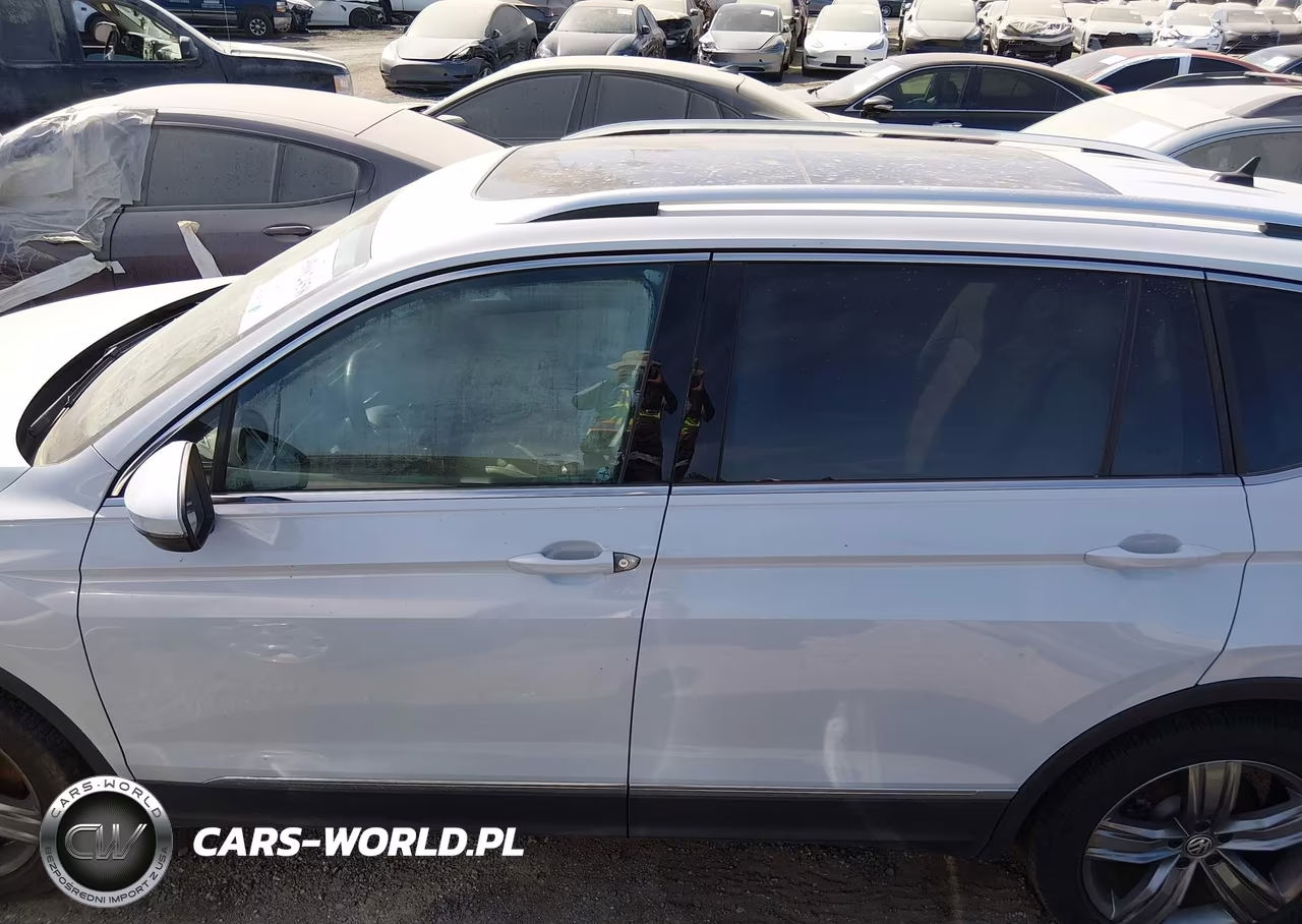 2019 Volkswagen Tiguan 2.0T Sel Premium-2.0T Sel Premium R-Line VIN:3VV4B7AX4KM015490 - 14