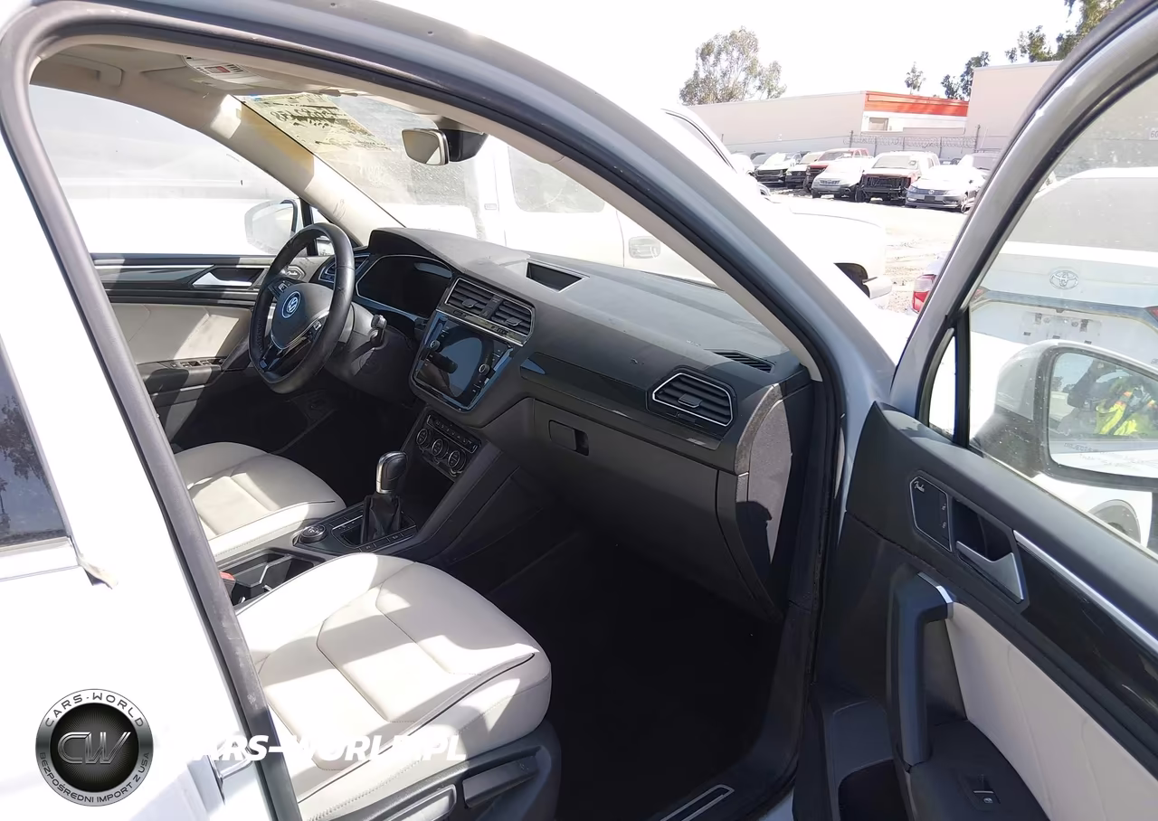 2019 Volkswagen Tiguan 2.0T Sel Premium-2.0T Sel Premium R-Line VIN:3VV4B7AX4KM015490 - 5