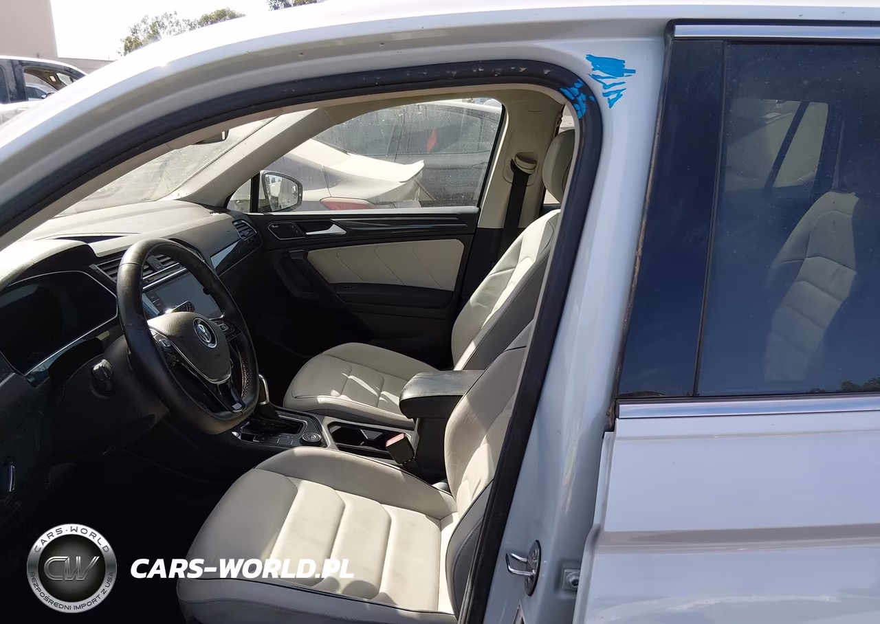 2019 Volkswagen Tiguan 2.0T Sel Premium-2.0T Sel Premium R-Line VIN:3VV4B7AX4KM015490 - 6
