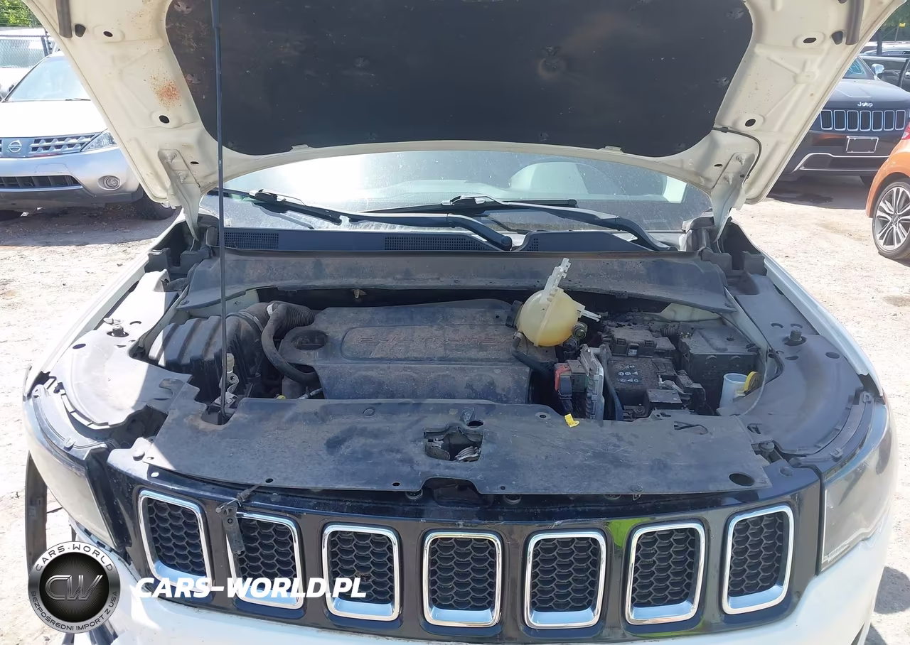 2018 Jeep Compass Latitude 4X4 VIN:3C4NJDBB0JT232272 - 10