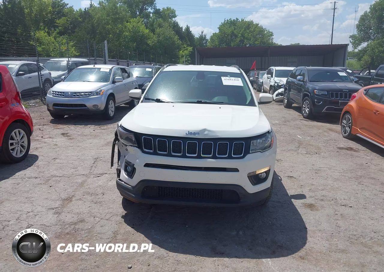 2018 Jeep Compass Latitude 4X4 VIN:3C4NJDBB0JT232272 - 12