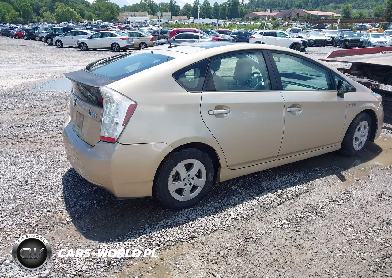 2010 Toyota Prius Iv VIN:JTDKN3DU0A1003369 - 4