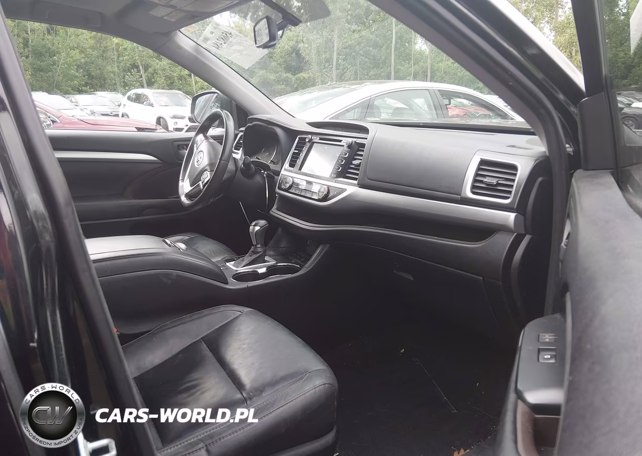 2016 Toyota Highlander Xle V6 VIN:5TDJKRFH3GS328424 - 5