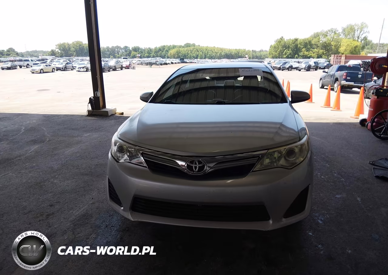 2013 Toyota Camry Le VIN:4T1BF1FK0DU249074 - 12