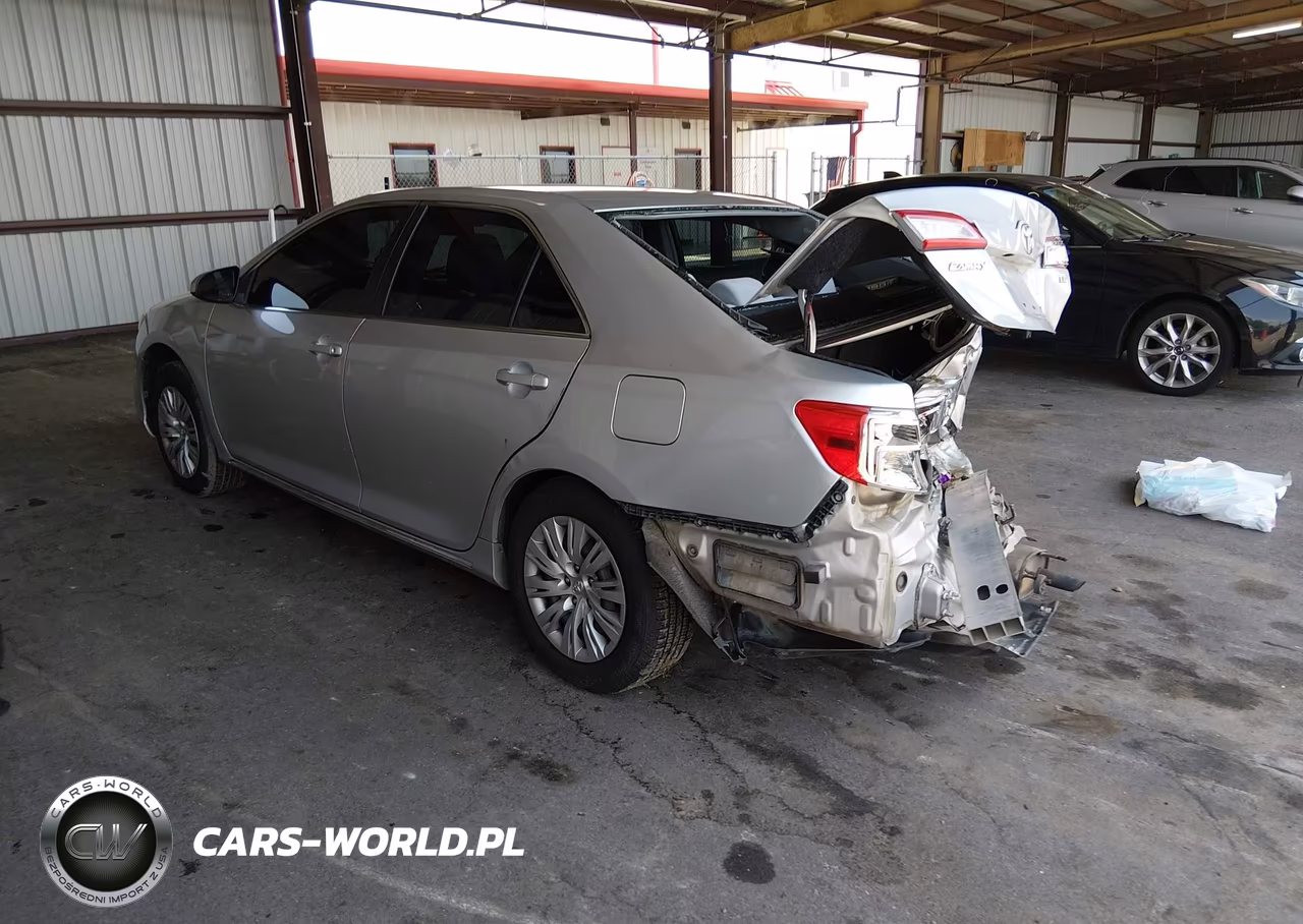 2013 Toyota Camry Le VIN:4T1BF1FK0DU249074 - 3
