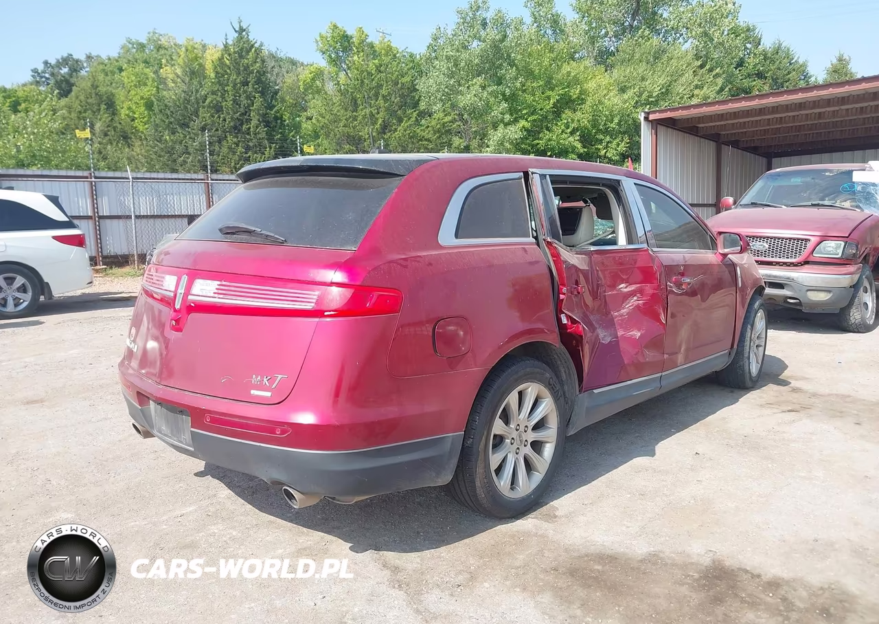2014 Lincoln Mkt Ecoboost VIN:2LMHJ5ATXEBL56659 - 4