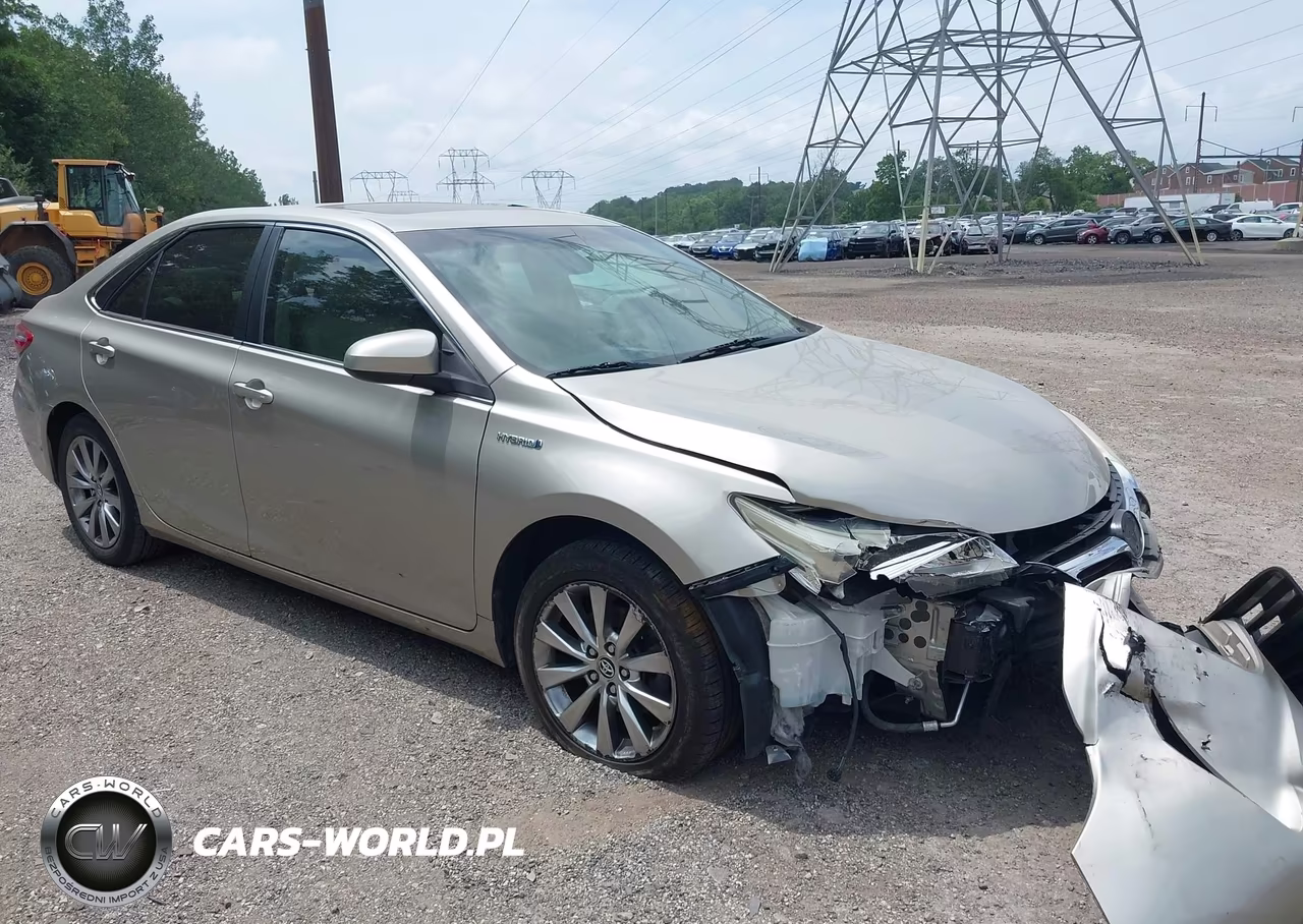 2015 Toyota Camry Hybrid Xle – zdjęcie 1 z 17