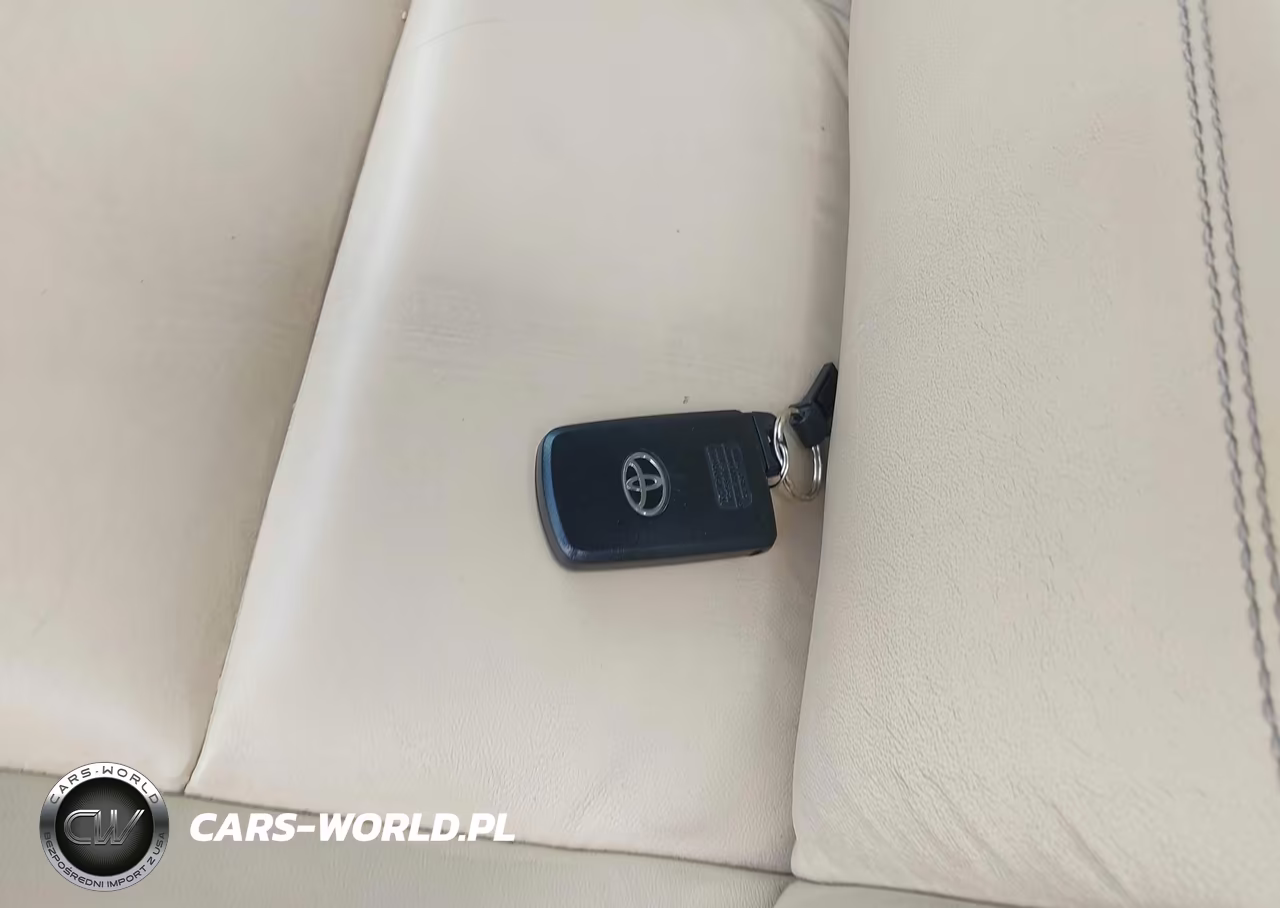 2015 Toyota Camry Hybrid Xle VIN:4T1BD1FK3FU173455 - 11