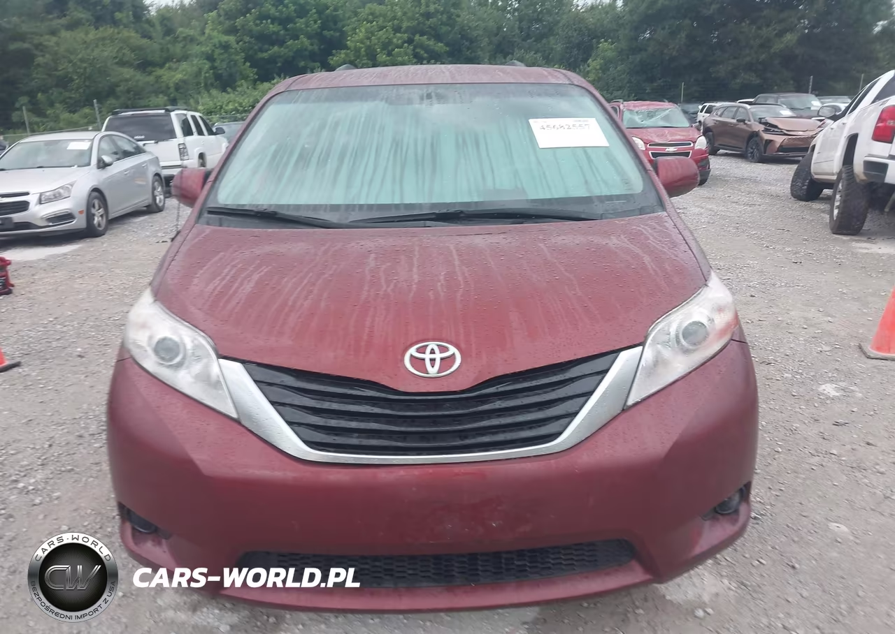 2011 Toyota Sienna Le V6 VIN:5TDKK3DC9BS064921 - 12