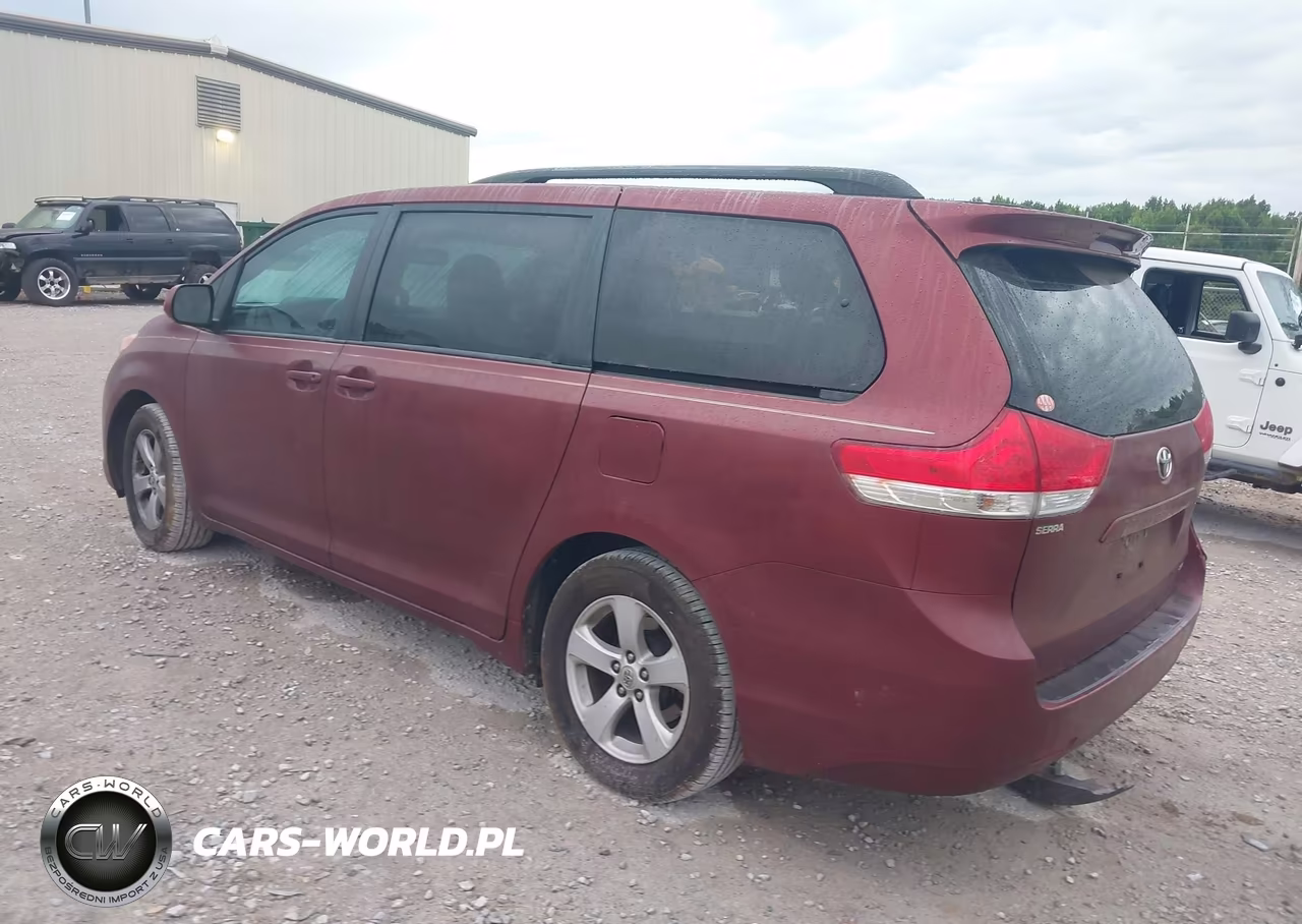 2011 Toyota Sienna Le V6 VIN:5TDKK3DC9BS064921 - 3