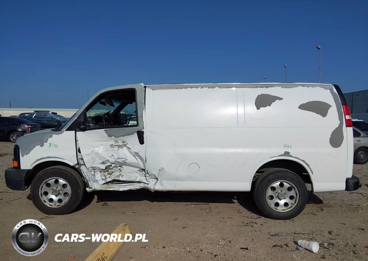 2011 Chevrolet Express 1500 Work Van VIN:1GCSGAFX2B1177497 - 14