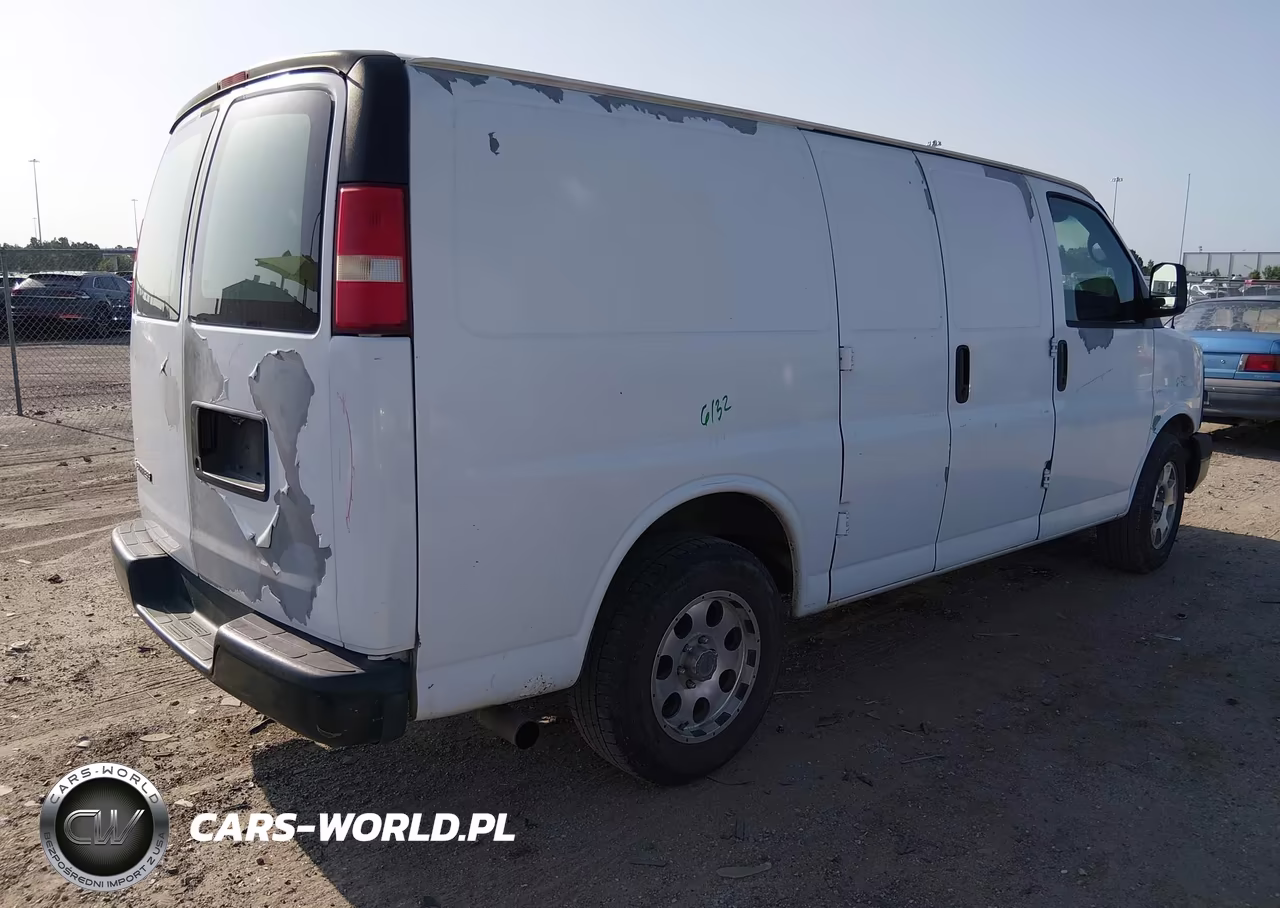 2011 Chevrolet Express 1500 Work Van VIN:1GCSGAFX2B1177497 - 4