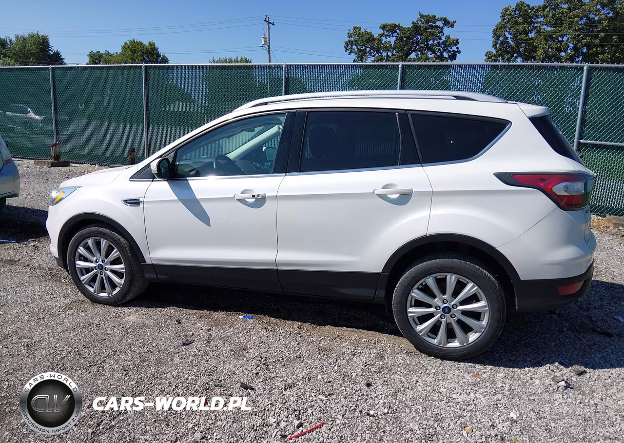 2017 Ford Escape Titanium VIN:1FMCU0J98HUB40649 - 14