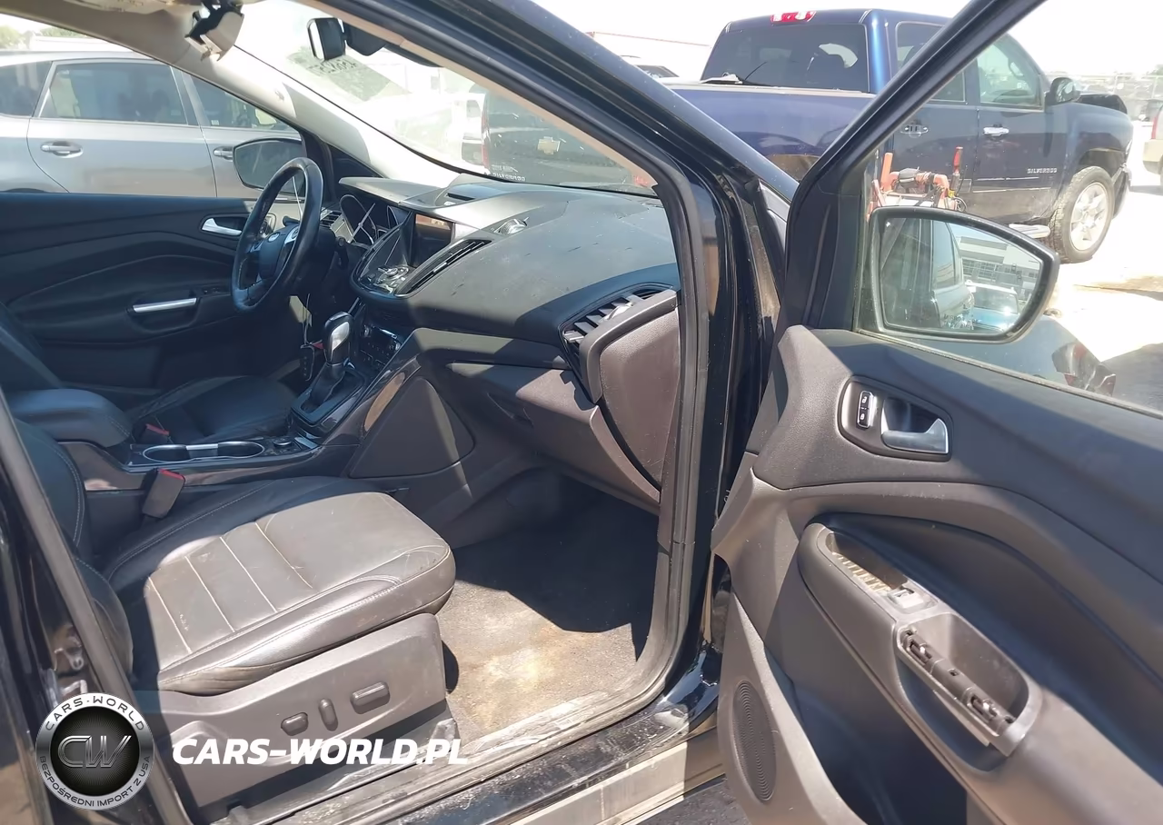 2016 Ford Escape Titanium VIN:1FMCU0JX3GUC24262 - 5