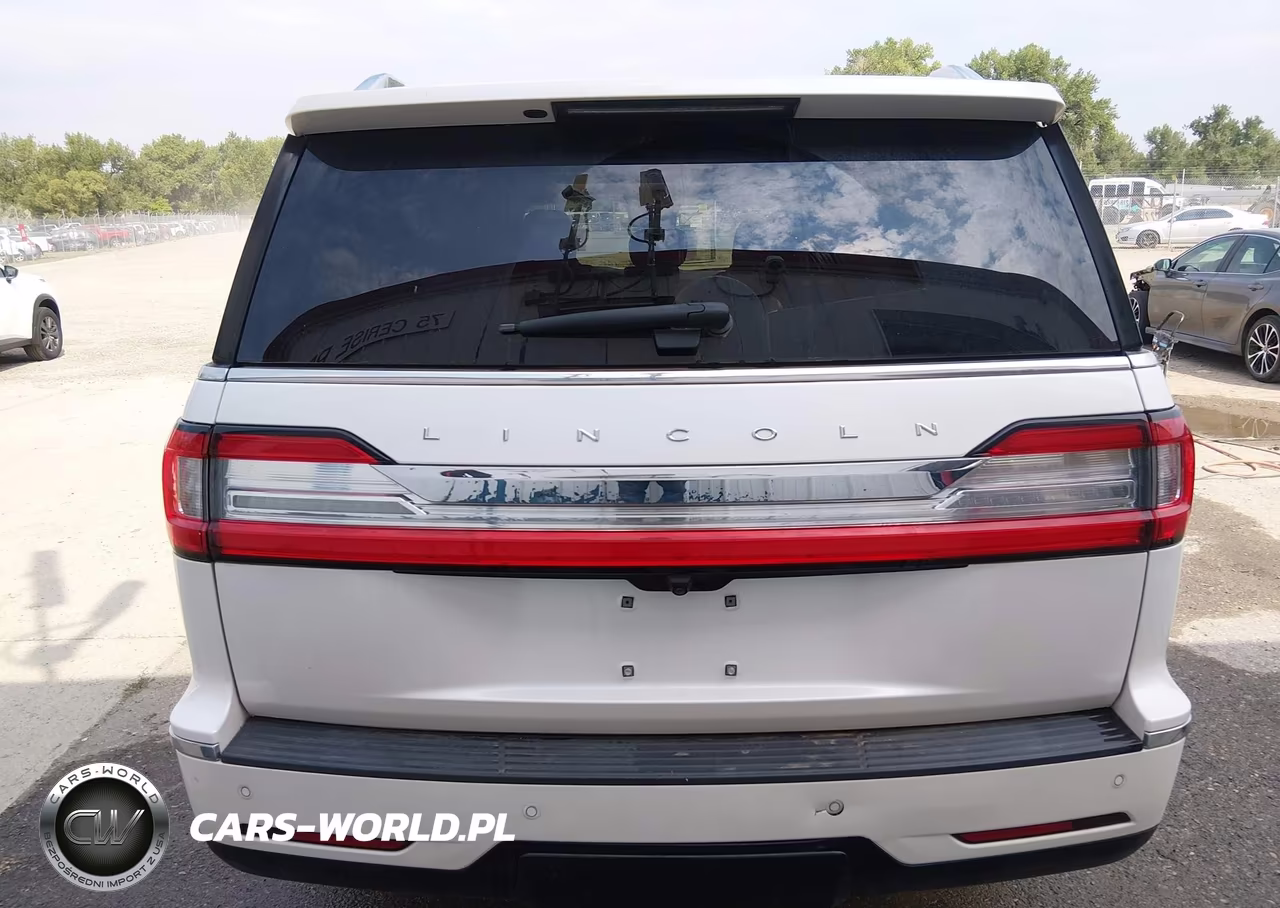 2019 Lincoln Navigator L Reserve VIN:5LMJJ3LT3KEL13194 - 16