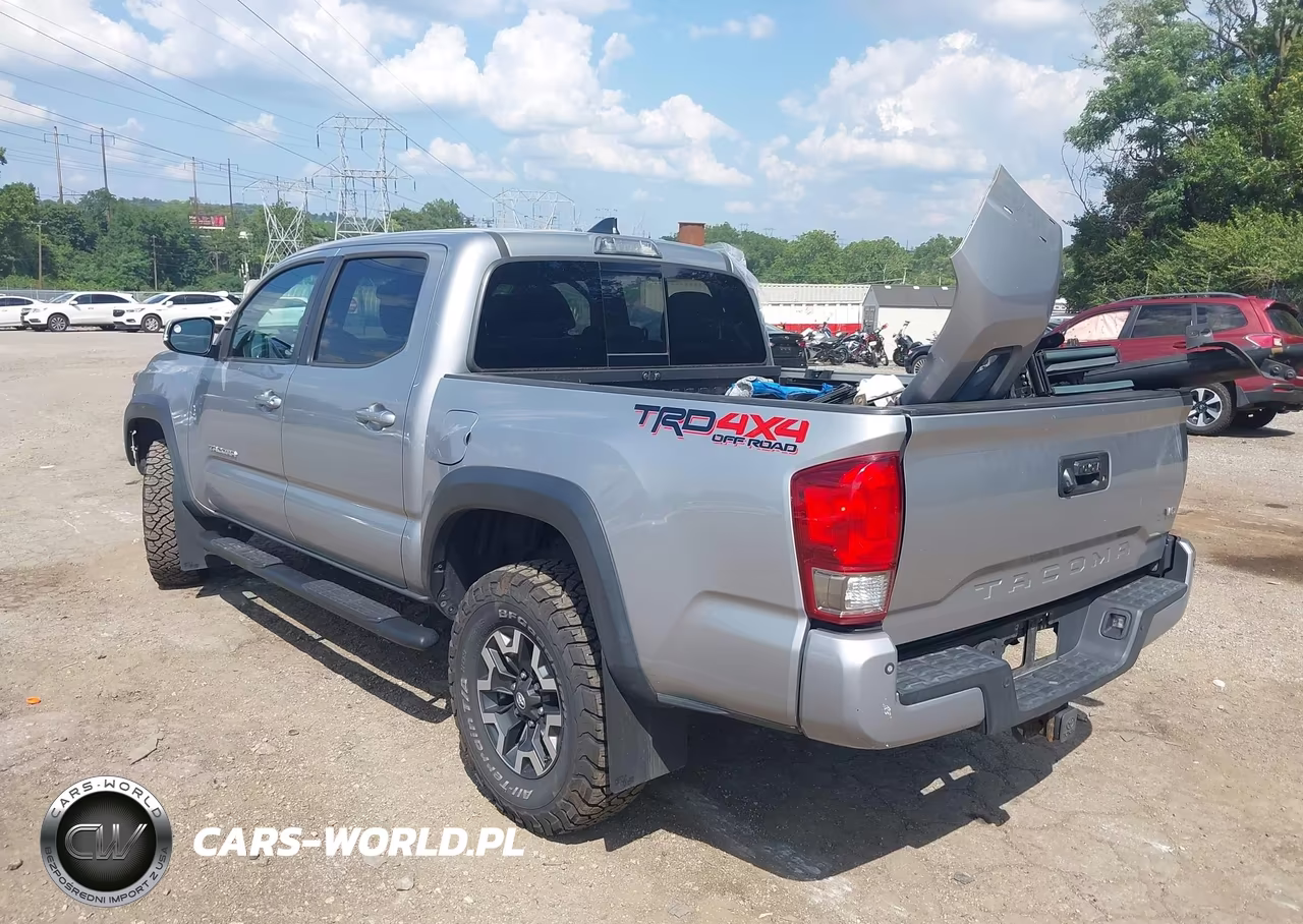 2017 Toyota Tacoma Trd Off Road VIN:3TMCZ5AN7HM049344 - 3