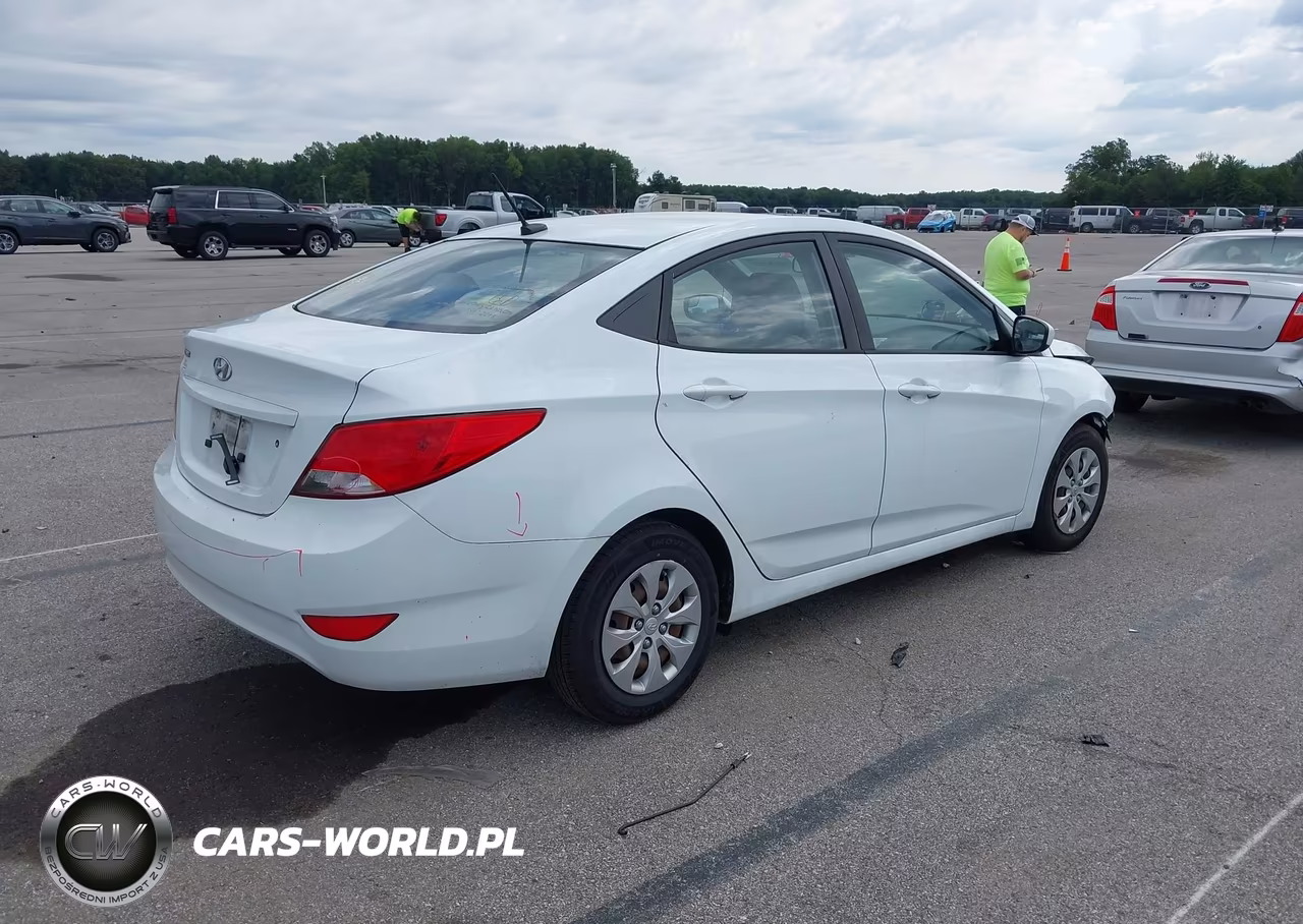 2016 Hyundai Accent Se VIN:KMHCT4AE9GU115250 - 4