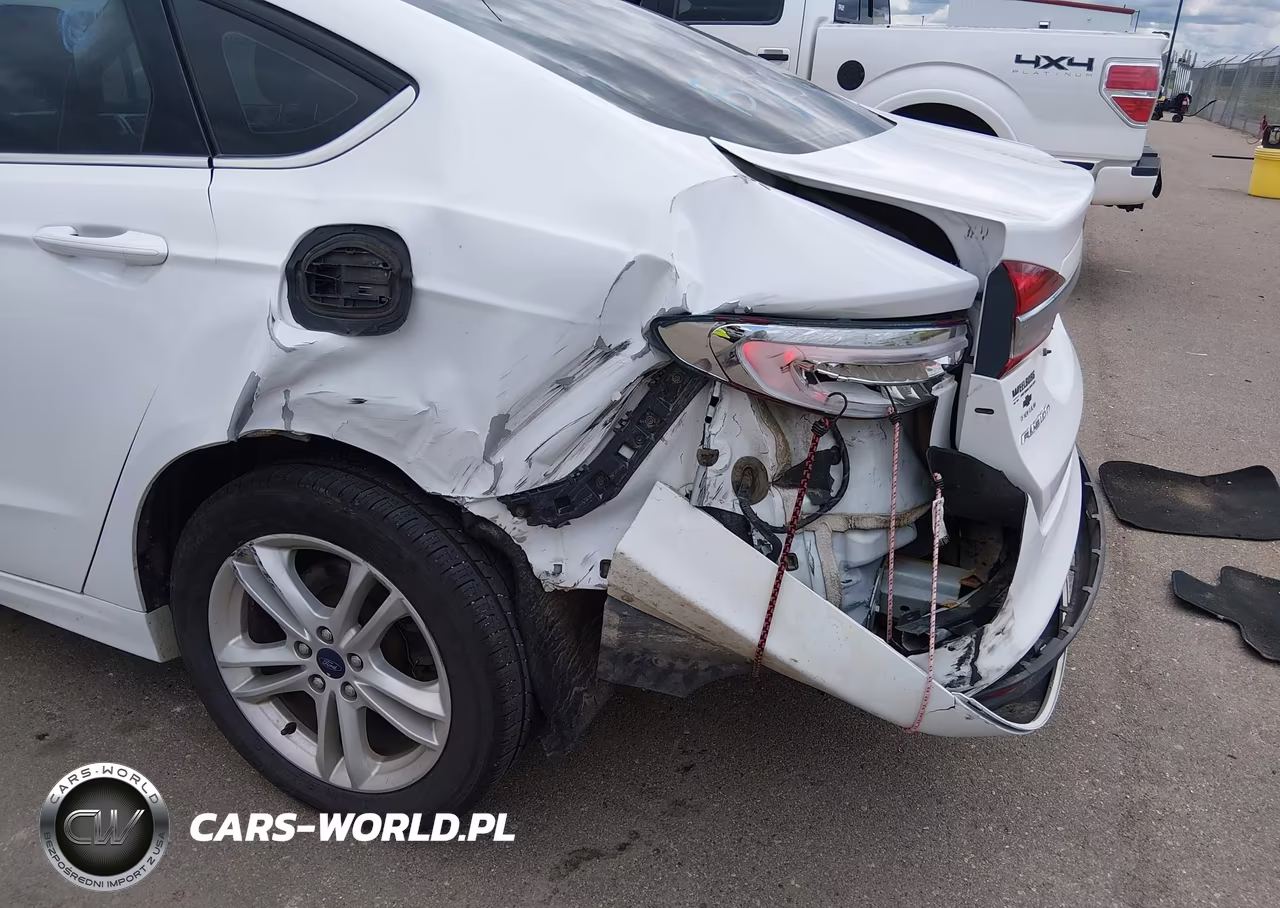 2018 Ford Fusion Se VIN:3FA6P0H75JR258058 - 6