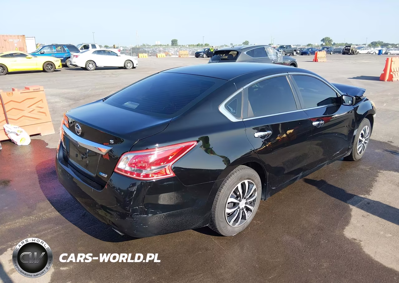 2013 Nissan Altima 2.5 S VIN:1N4AL3AP9DN498089 - 4