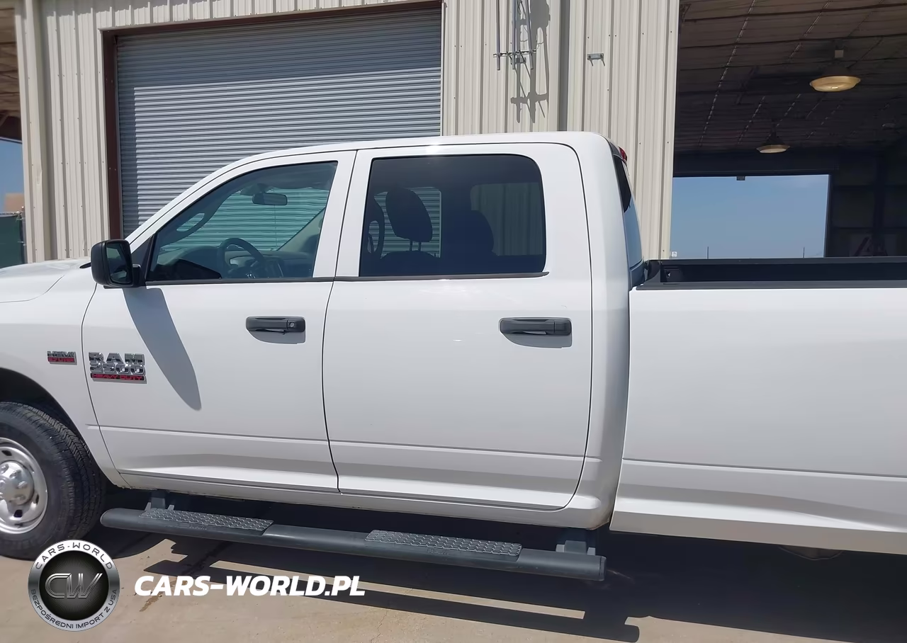2018 Ram 2500 Tradesman 4X2 8' Box VIN:3C6TR4HT4JG356013 - 15