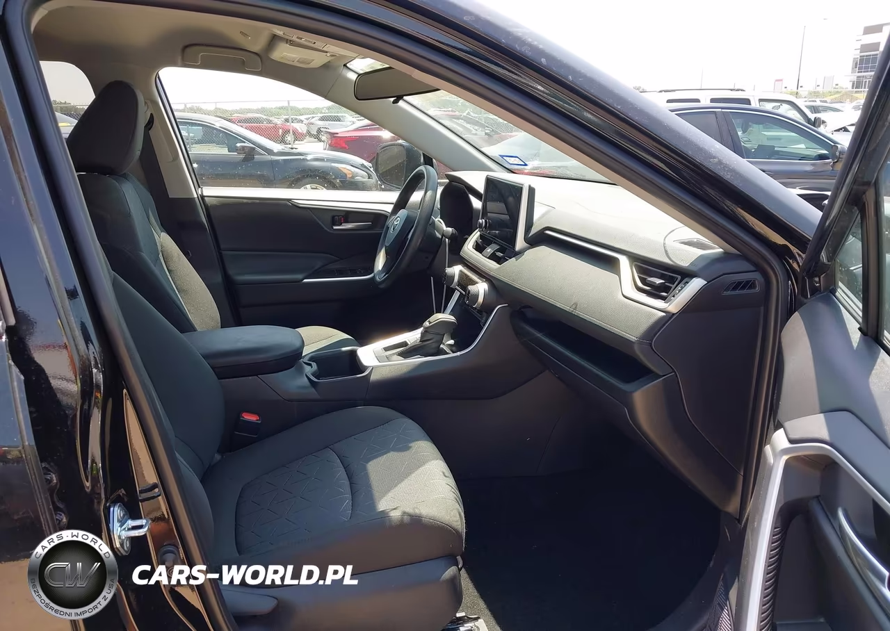 2025 Toyota Rav4 Xle VIN:2T3W1RFV4SC359222 - 5
