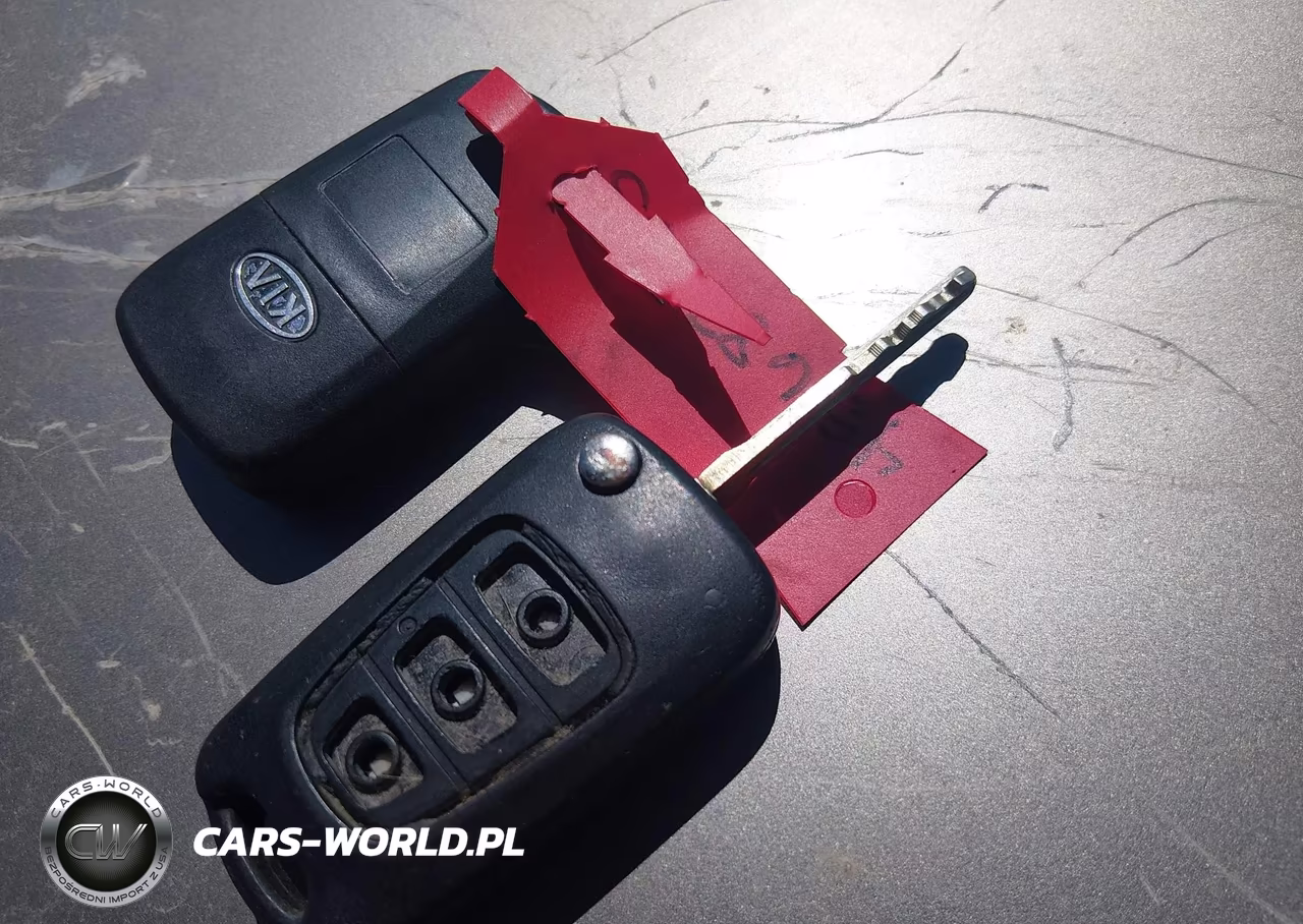 2012 Kia Soul + VIN:KNDJT2A64C7434914 - 11
